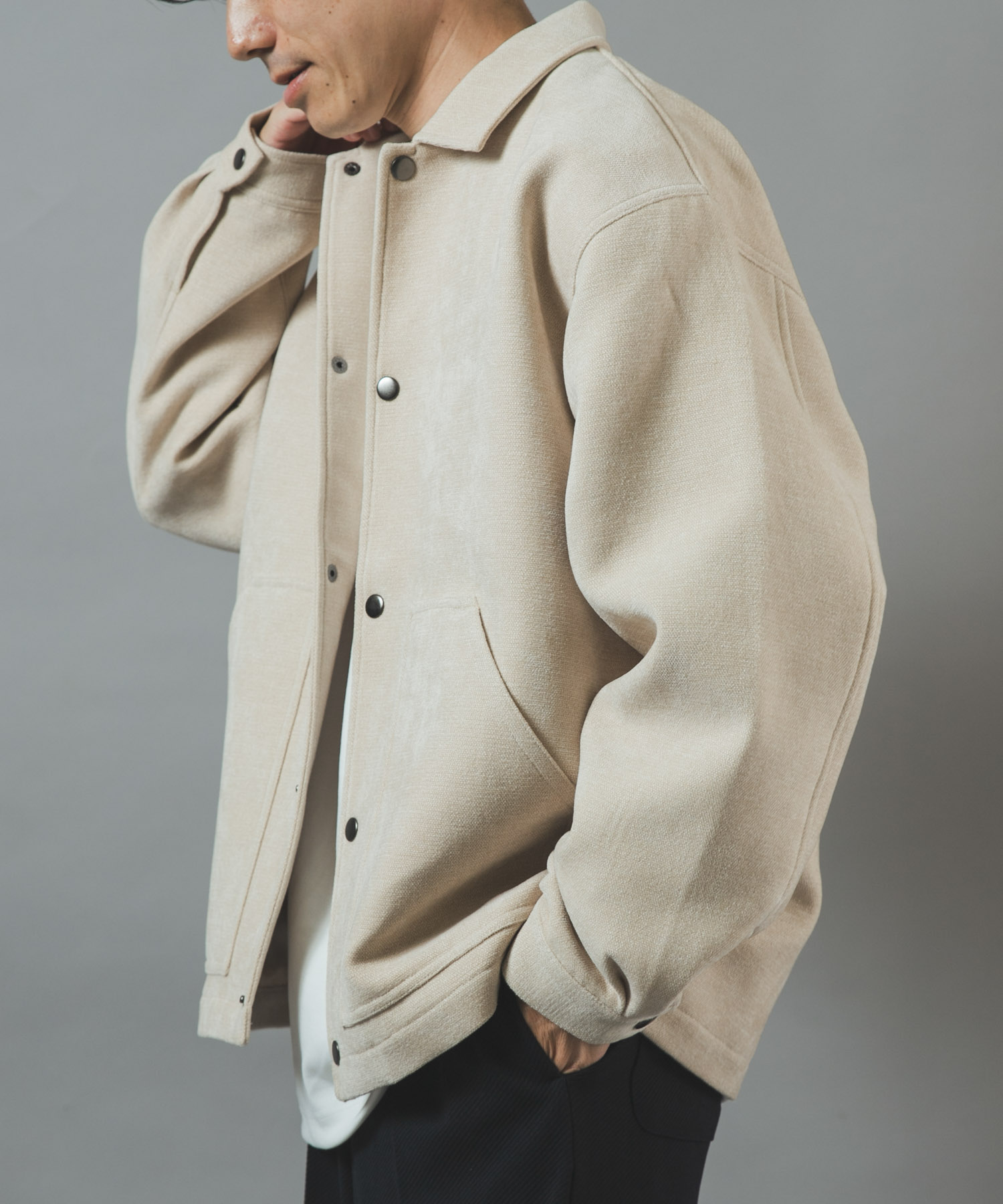 OFF WHITE