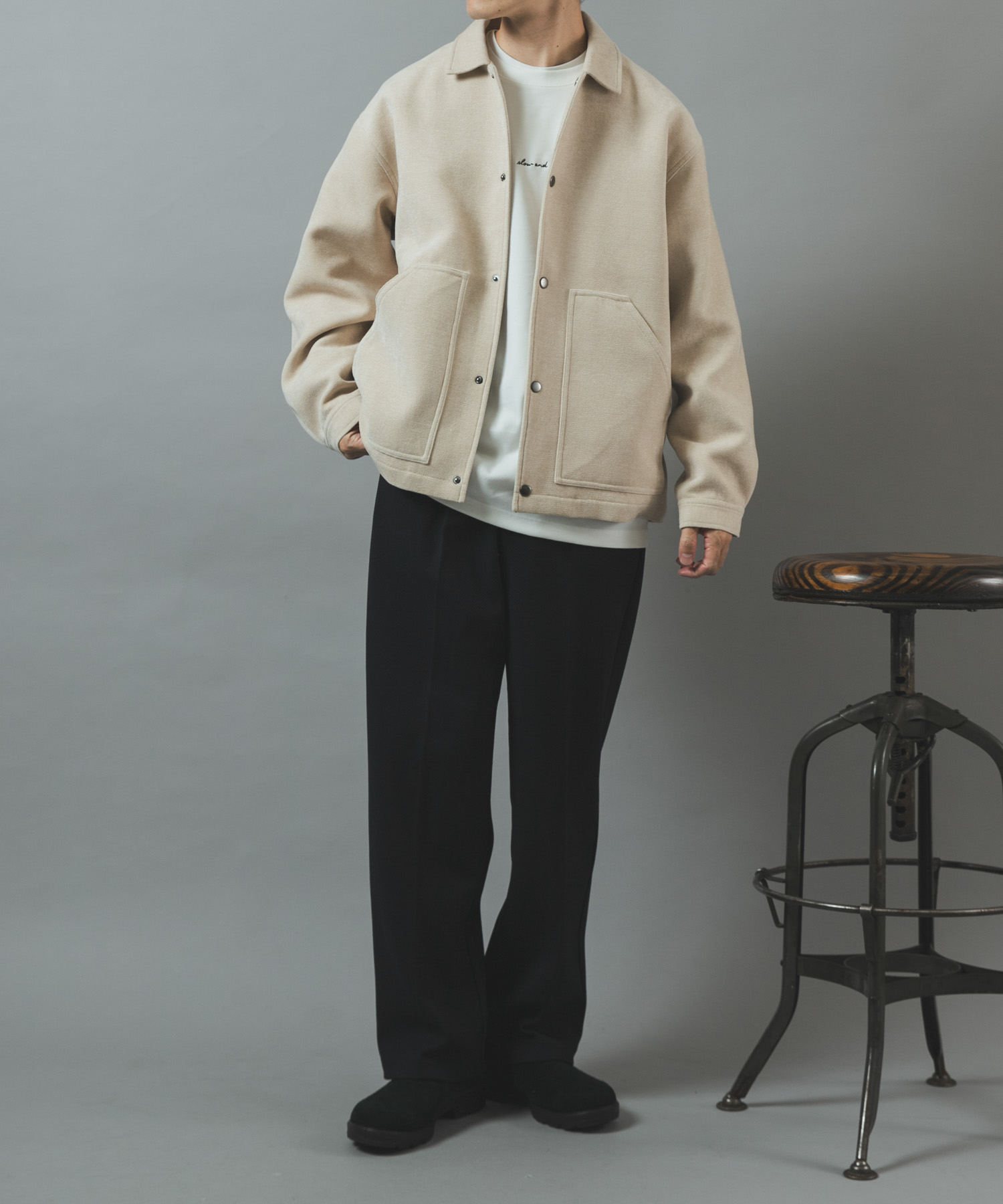 OFF WHITE