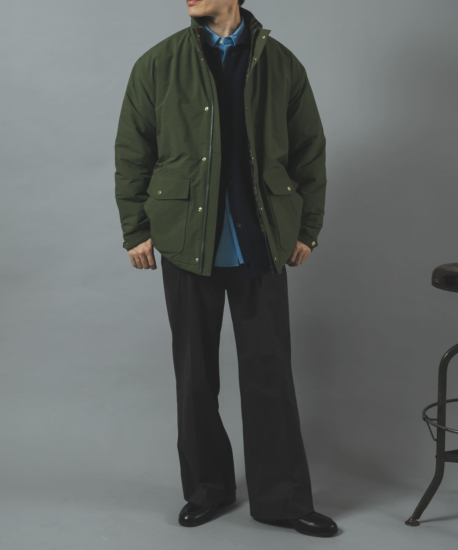 KHAKI