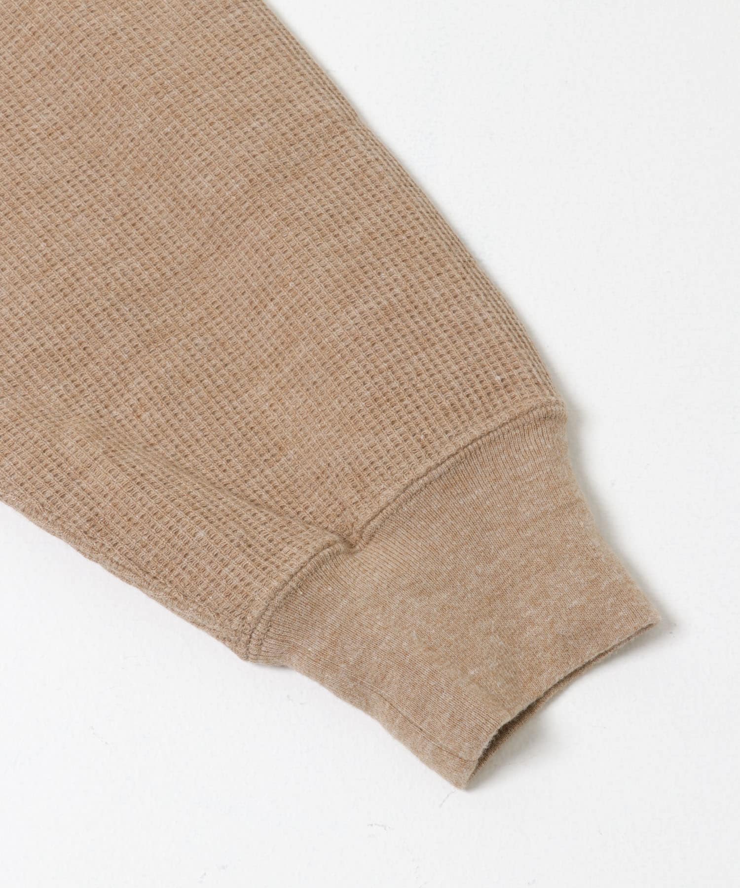 H Beige