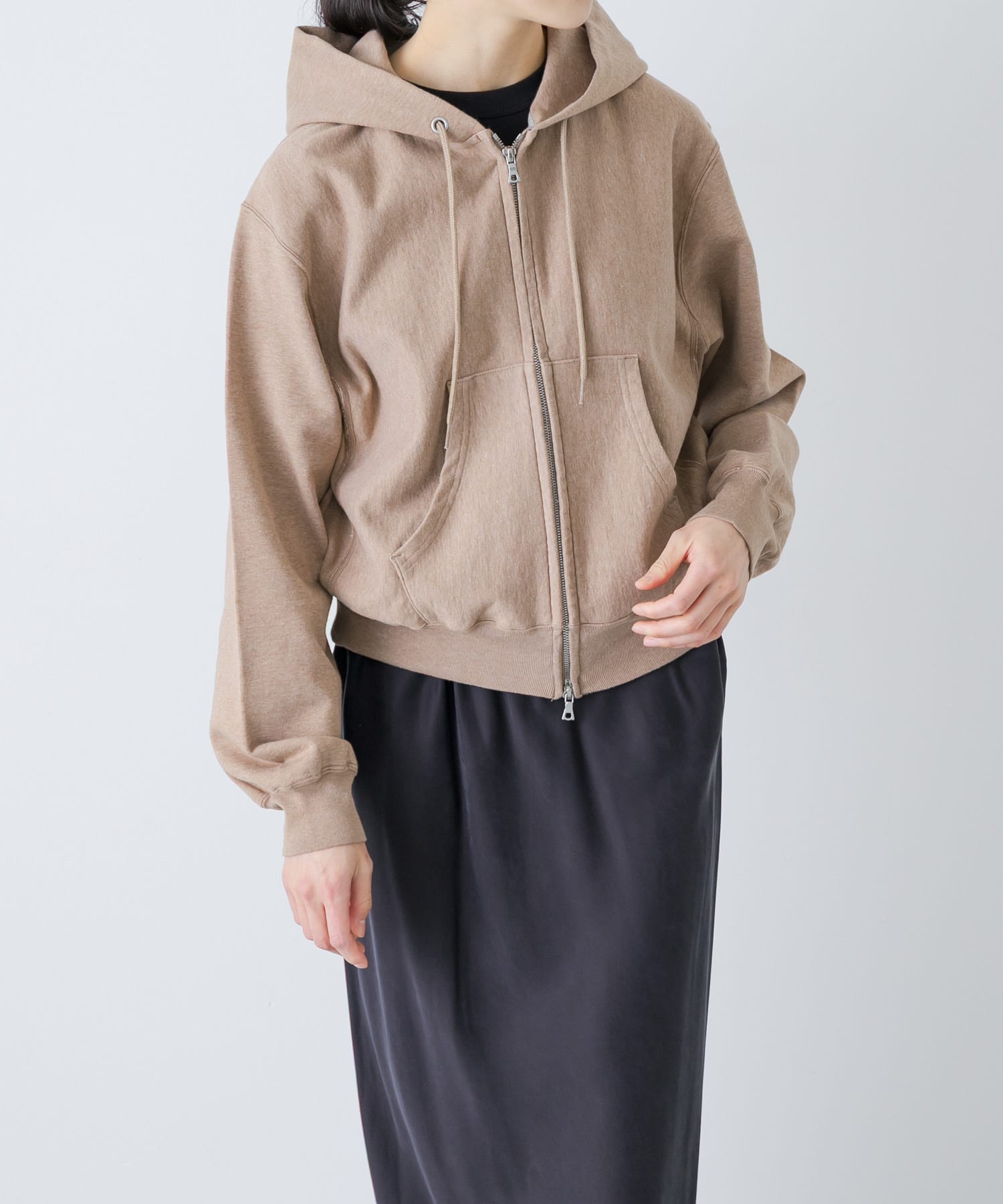 【新品同様】blurhmsROOTSTOCK 定価16000円 blurhmsROOTSTOCK THIN-SWEAT HOODIE ZIP(0 H Beige): トップス｜URBAN