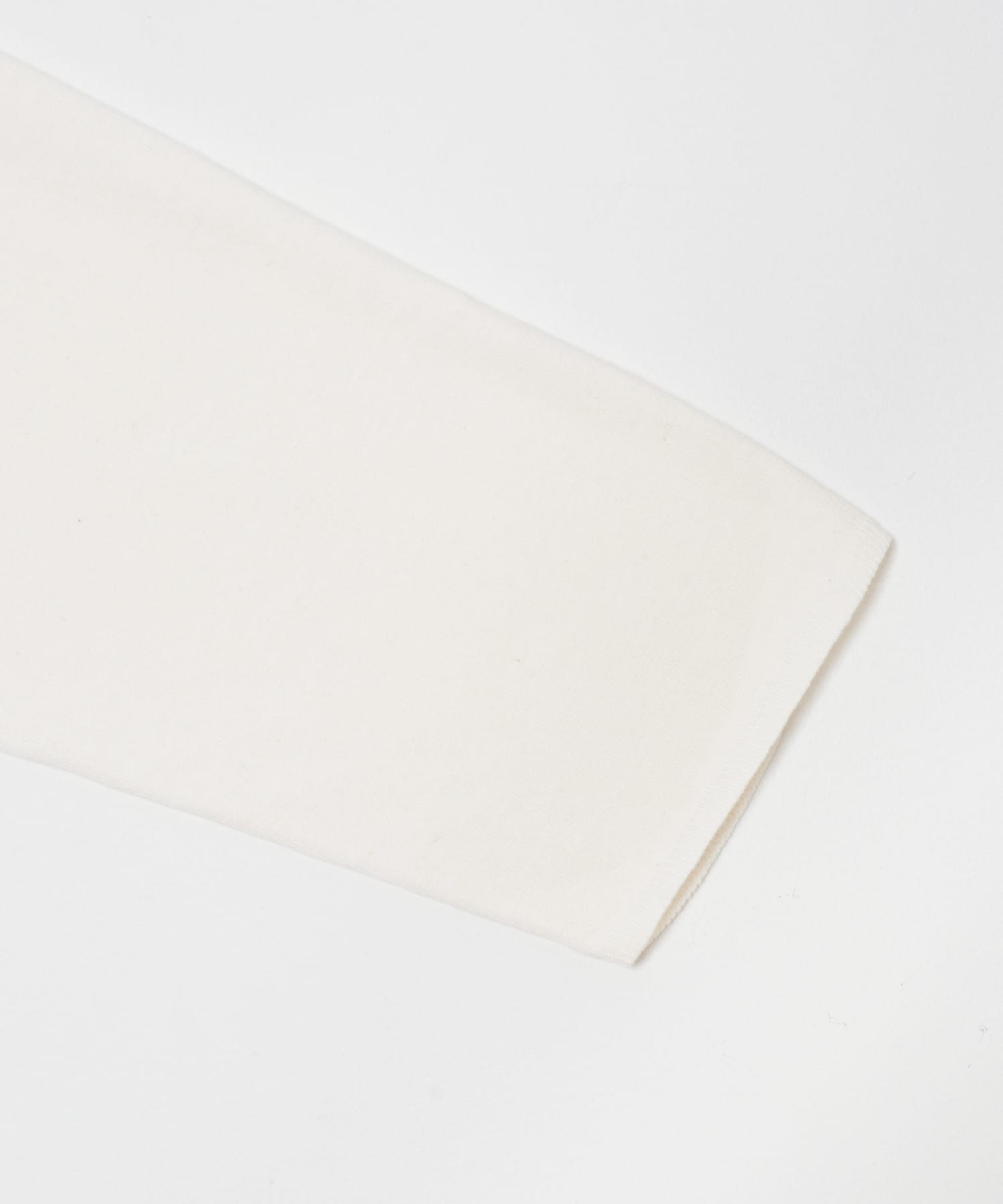 UNDECORATED　LINEN/COTTON BIG KNIT TOP OFF WHITE 0