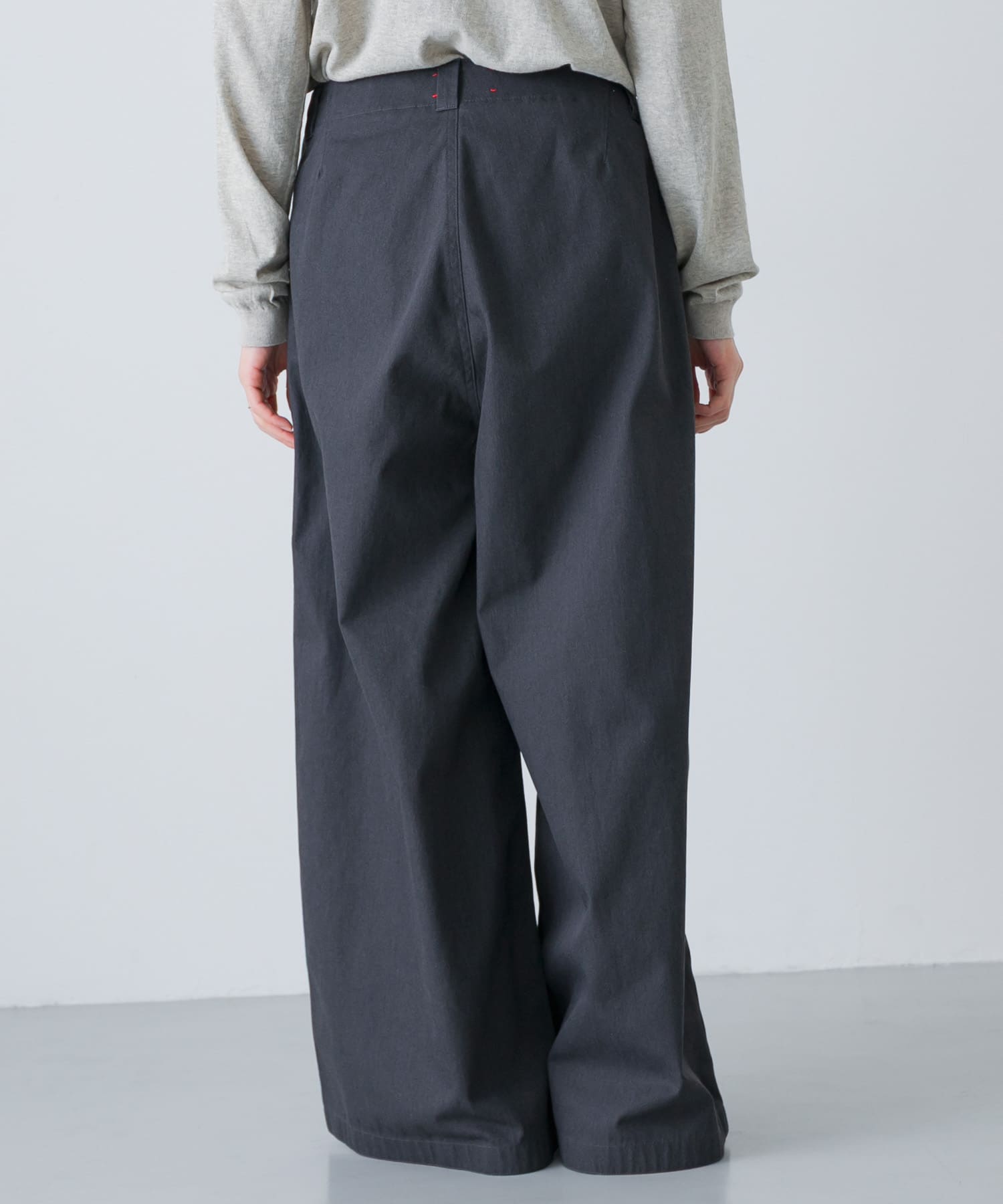 MEYAME SIDE LINE WIDE PANTS(0 CHARCOAL): ボトム｜URBAN RESEARCH