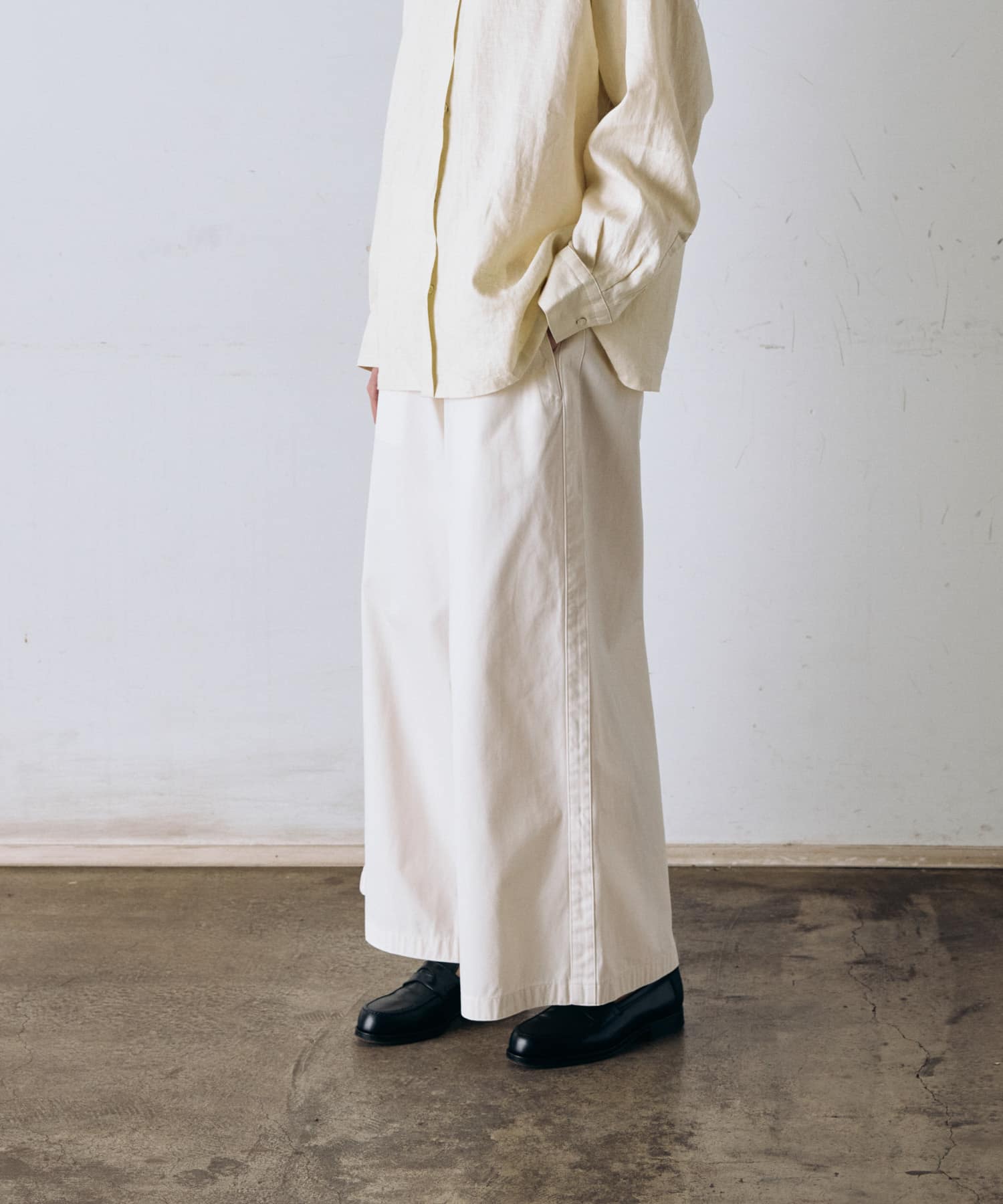 MEYAME　SIDE LINE WIDE PANTS