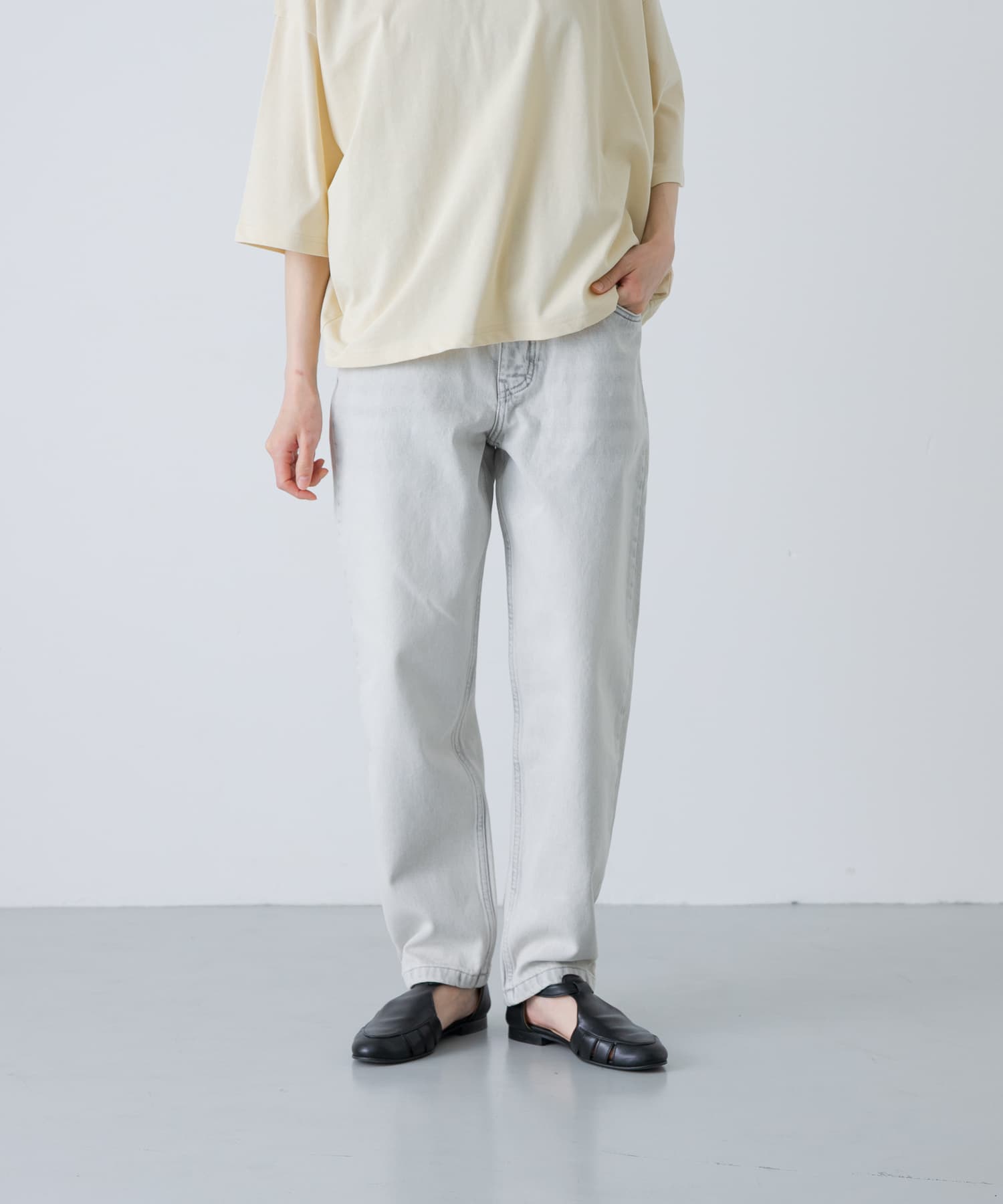 STUDIO NICHOLSON　JURA