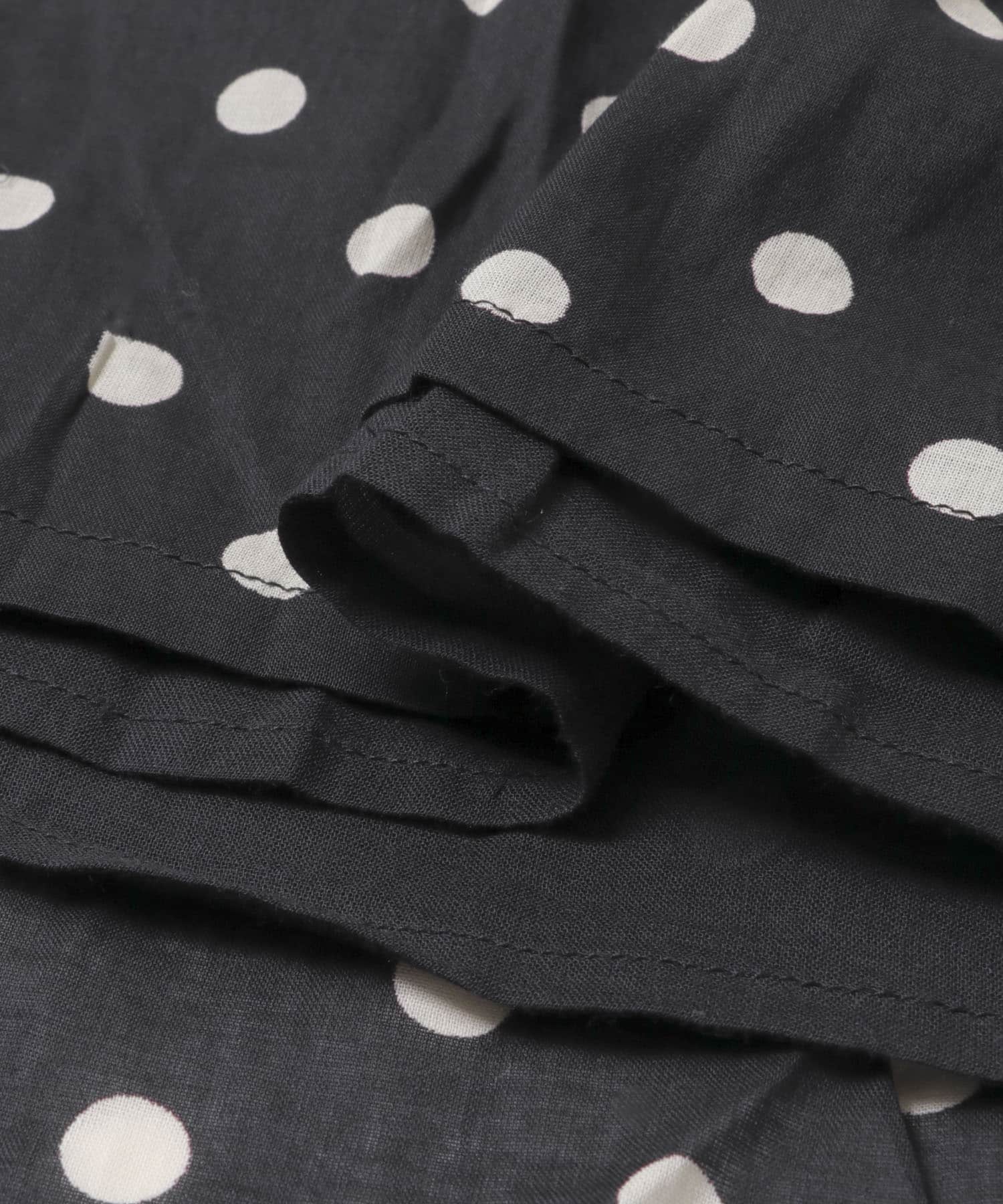 BLK.L.DOT