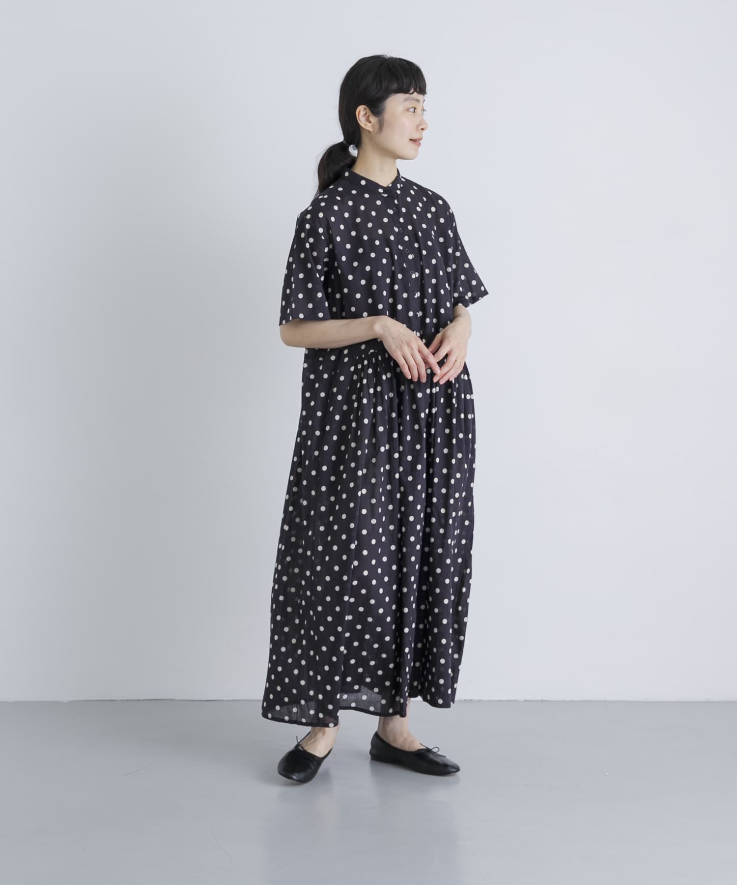 BLK.L.DOT