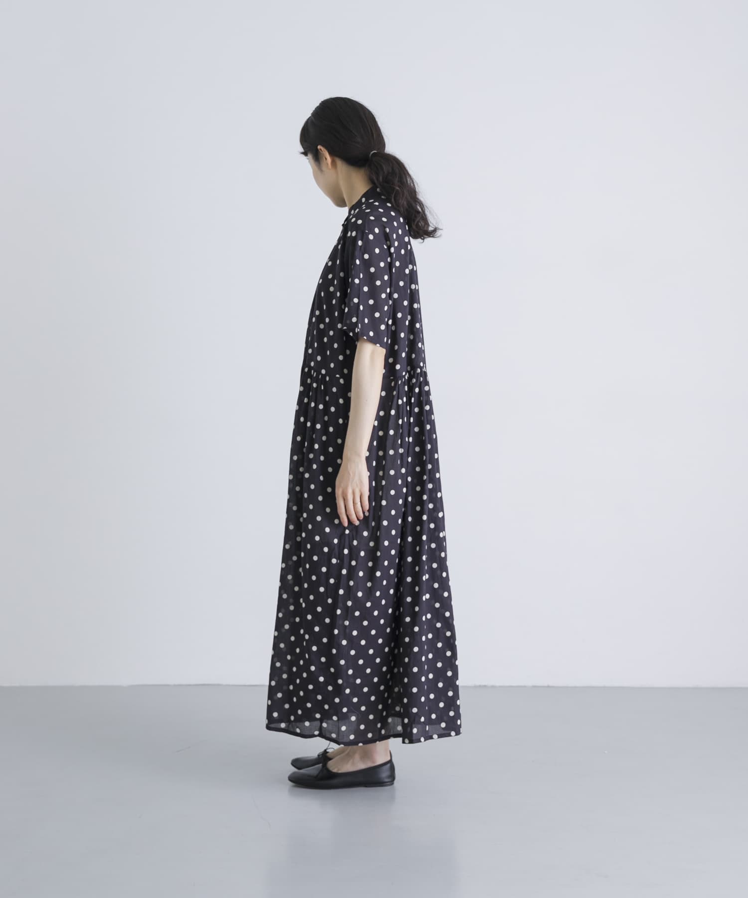 BLK.L.DOT