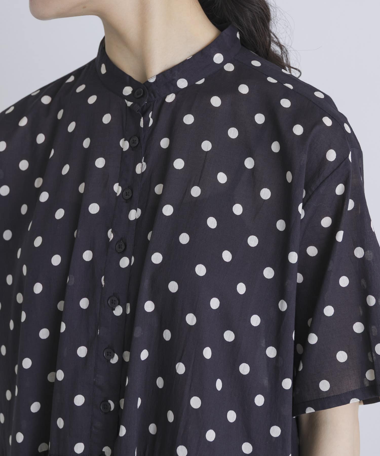 BLK.L.DOT
