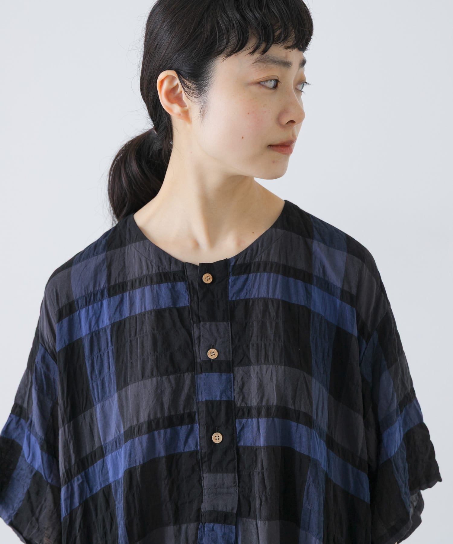 Vlas Blomme RAYON COTTON SHIRRING ONE-PIECE(Free BLUE): ワンピース