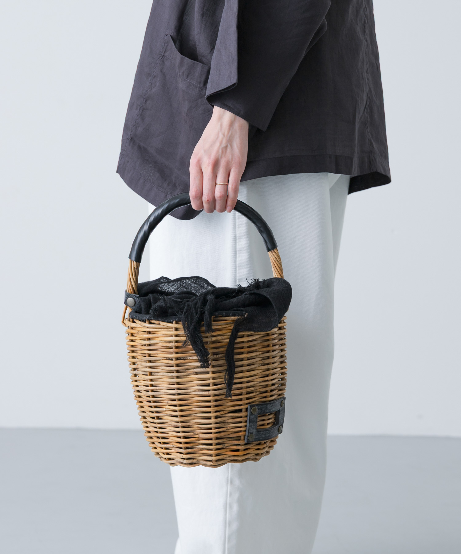 eb.a.gos　バケツMバスケットリネン