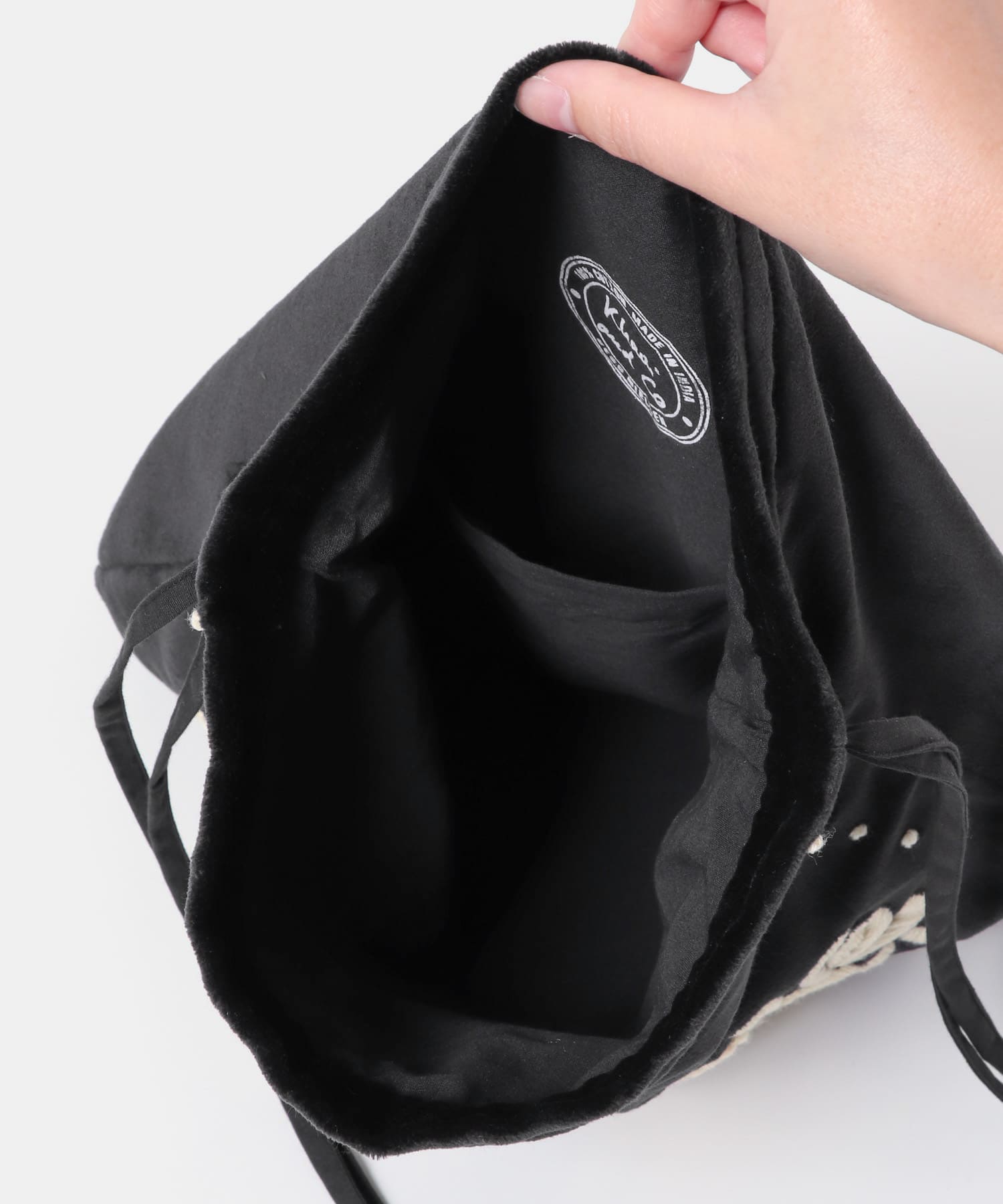 Khadi&co　VELVET EMBROIDERY BAG BK Free