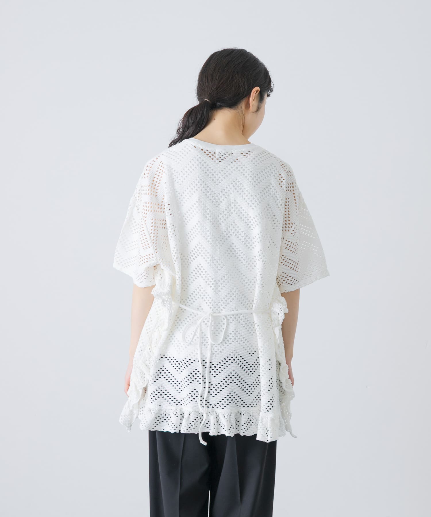 OFF WHITE