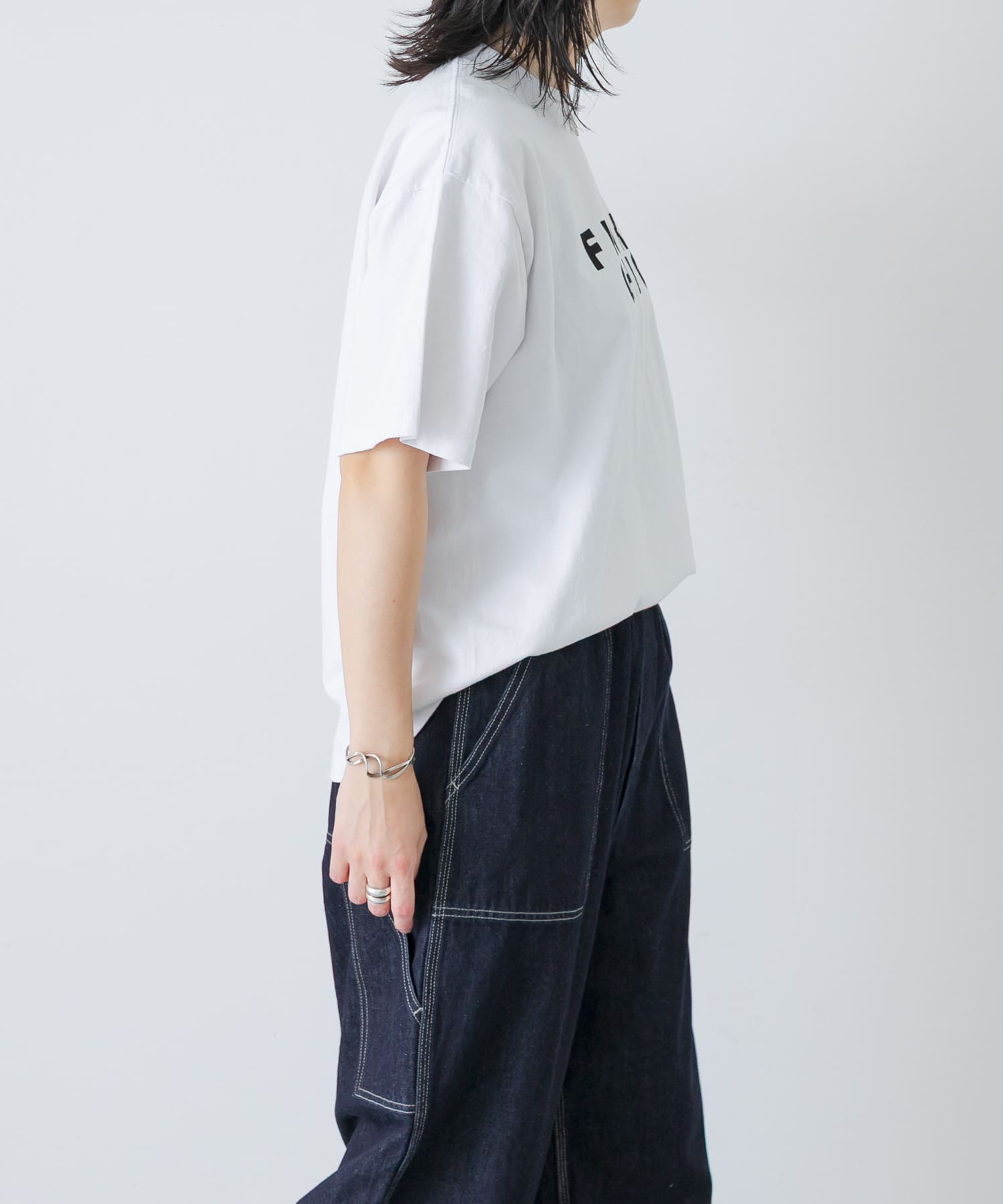 WHITEBLACK