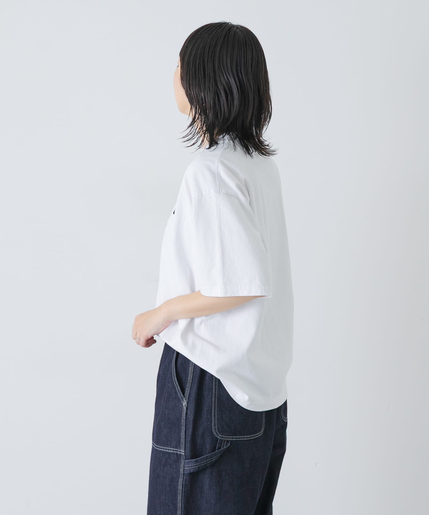 WHITEBLACK