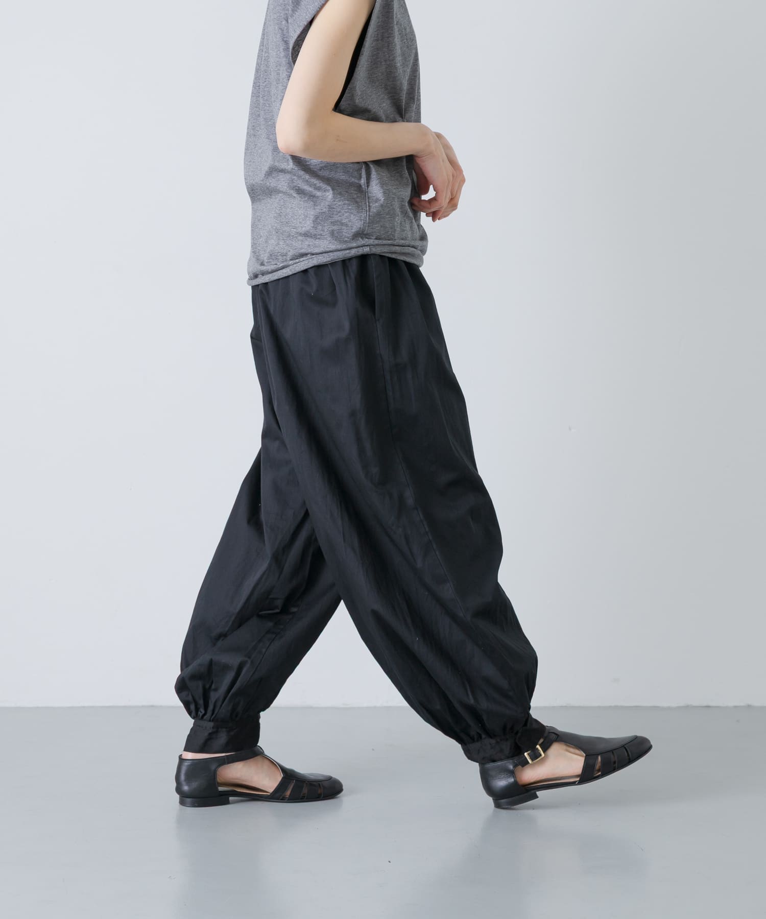 身長：162cm サイズ：38