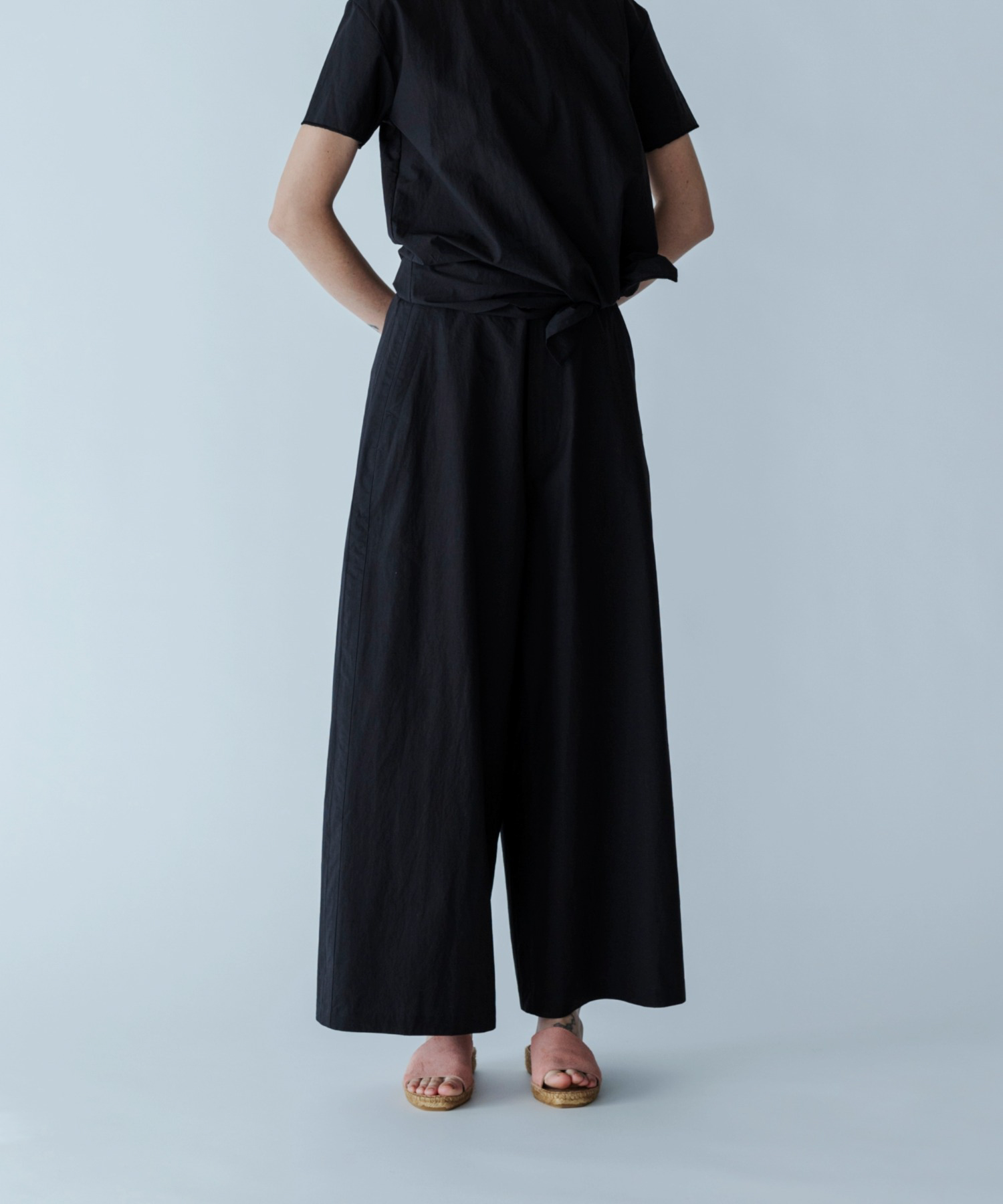 MEYAME　SIDE LINE WIDE PANTS