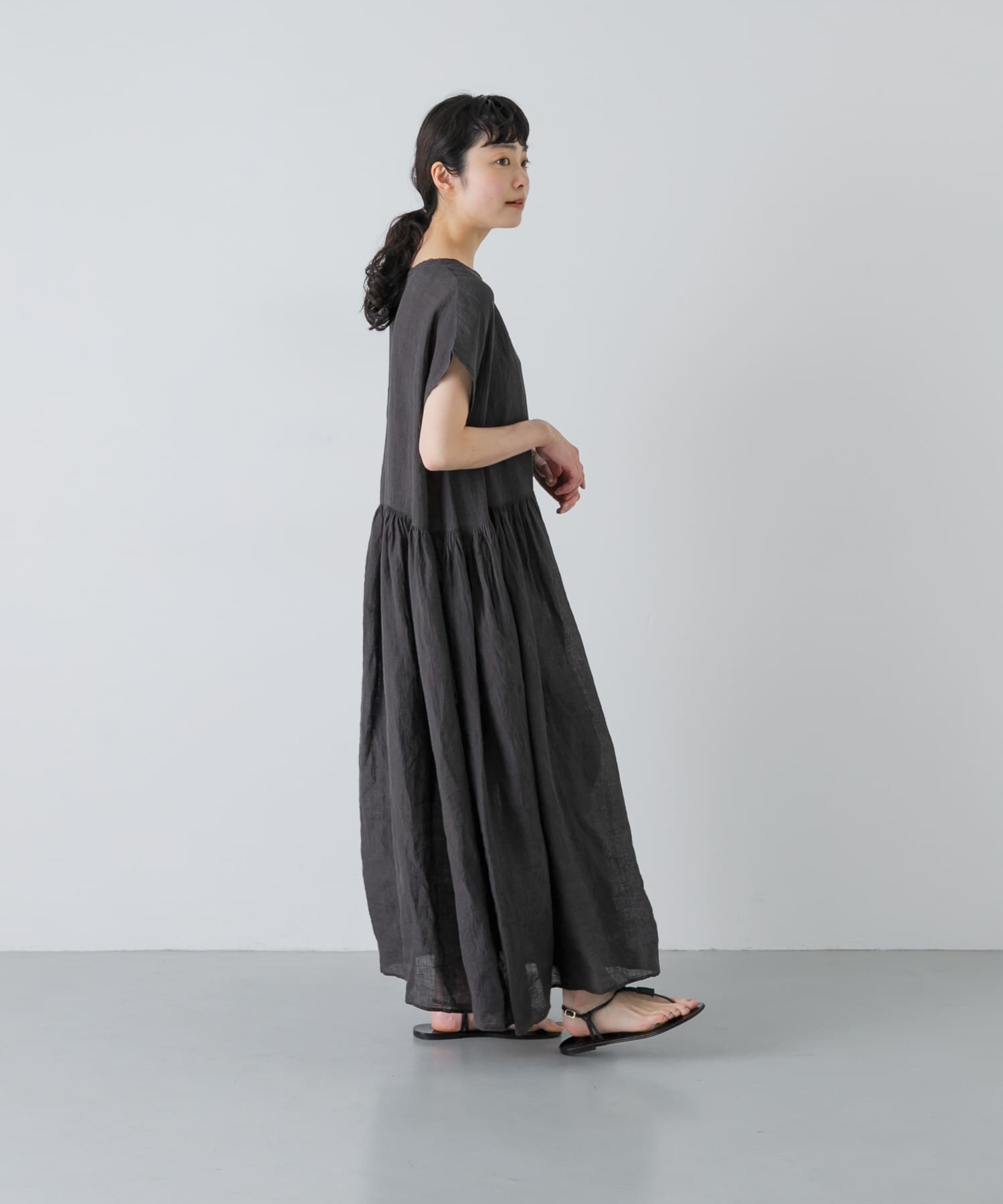 OFF BLACK