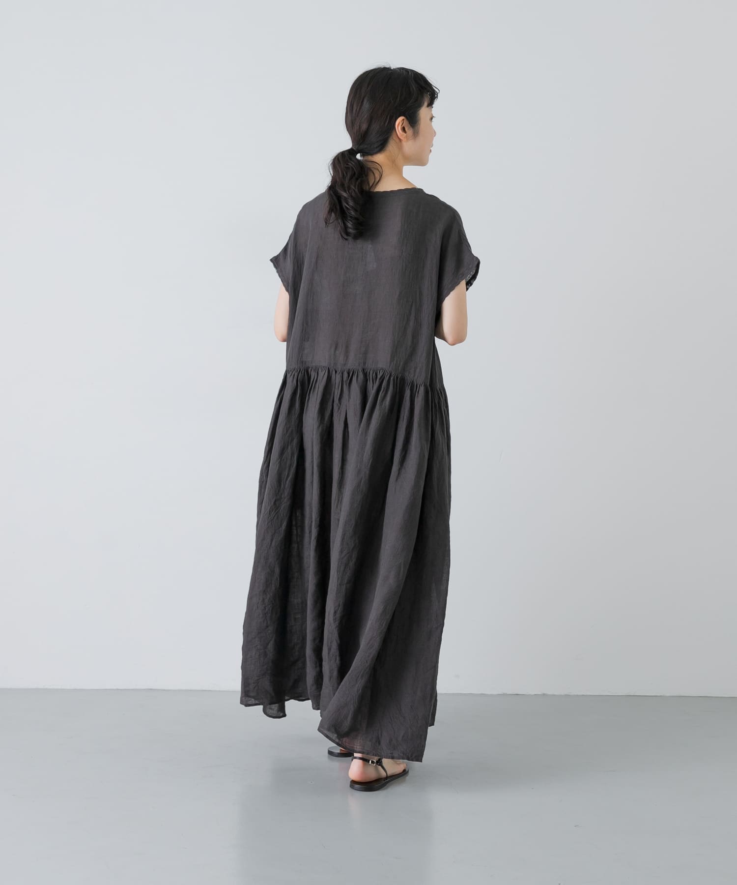 OFF BLACK