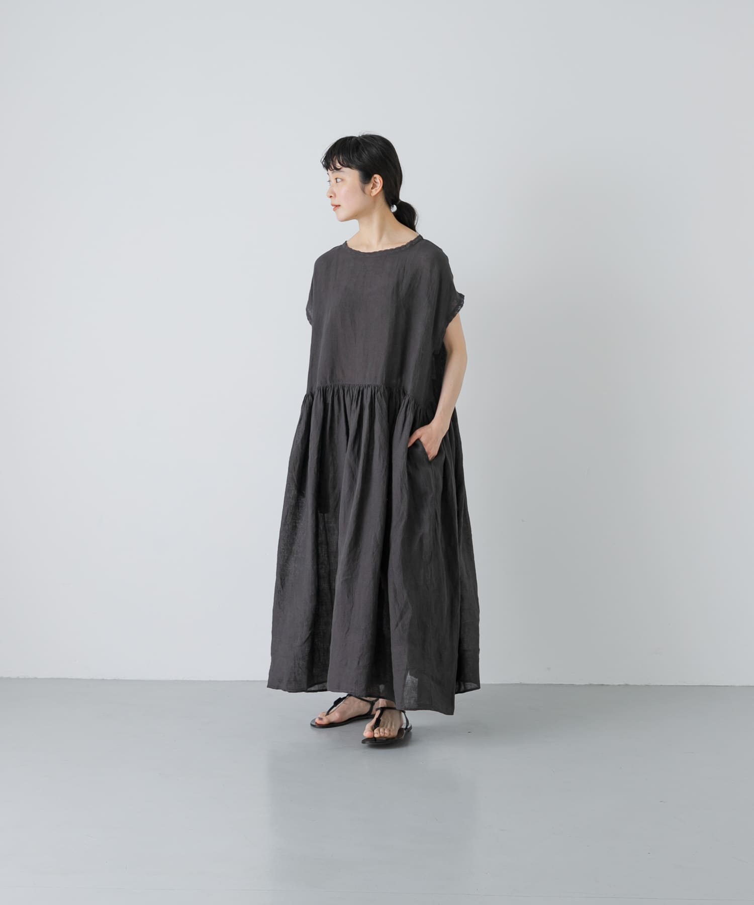 OFF BLACK