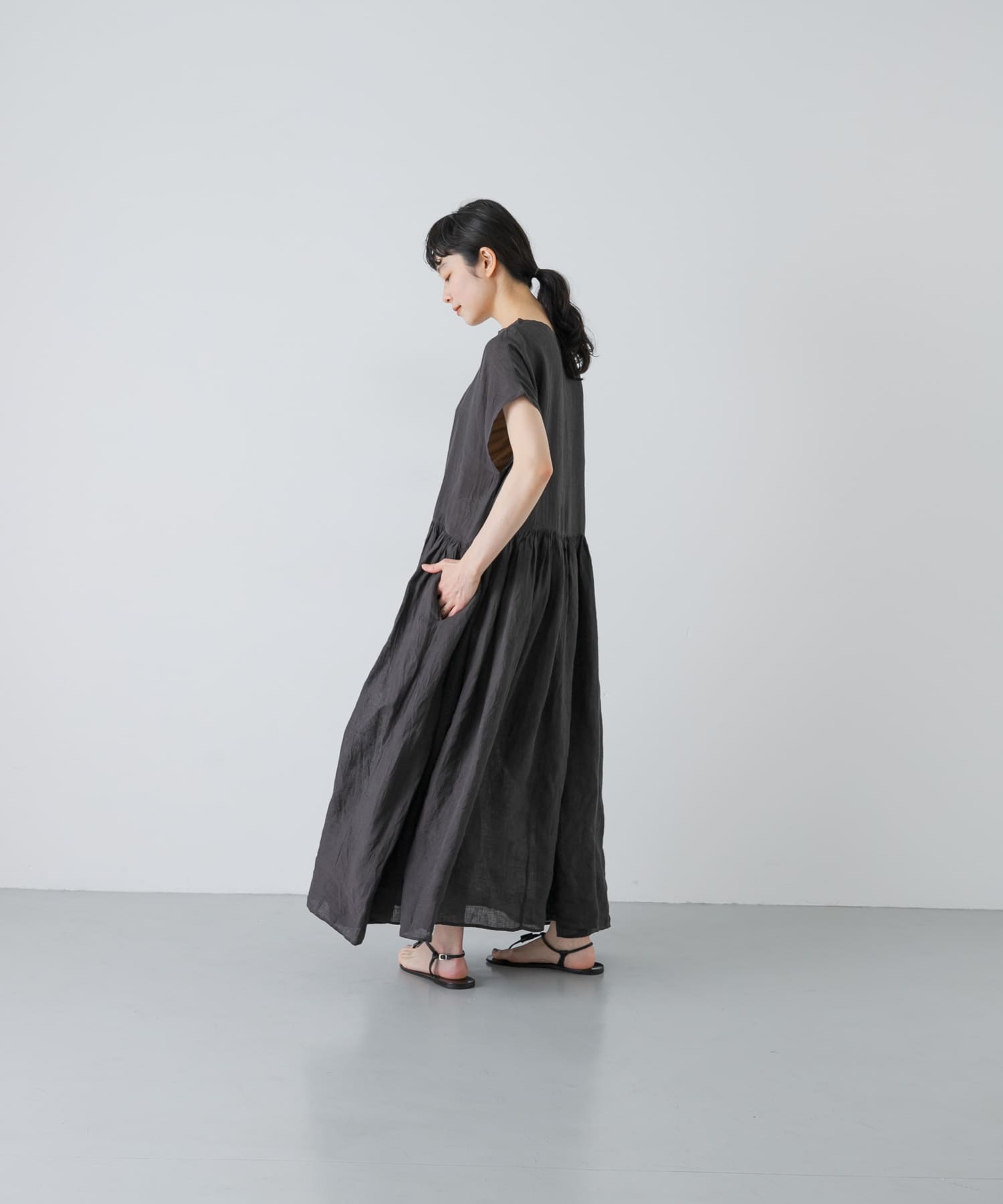 OFF BLACK