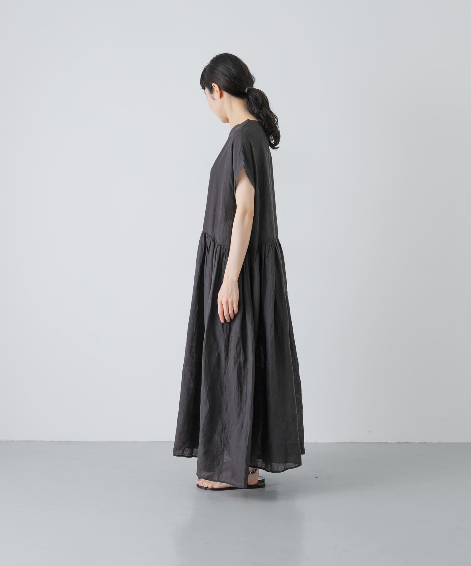 OFF BLACK