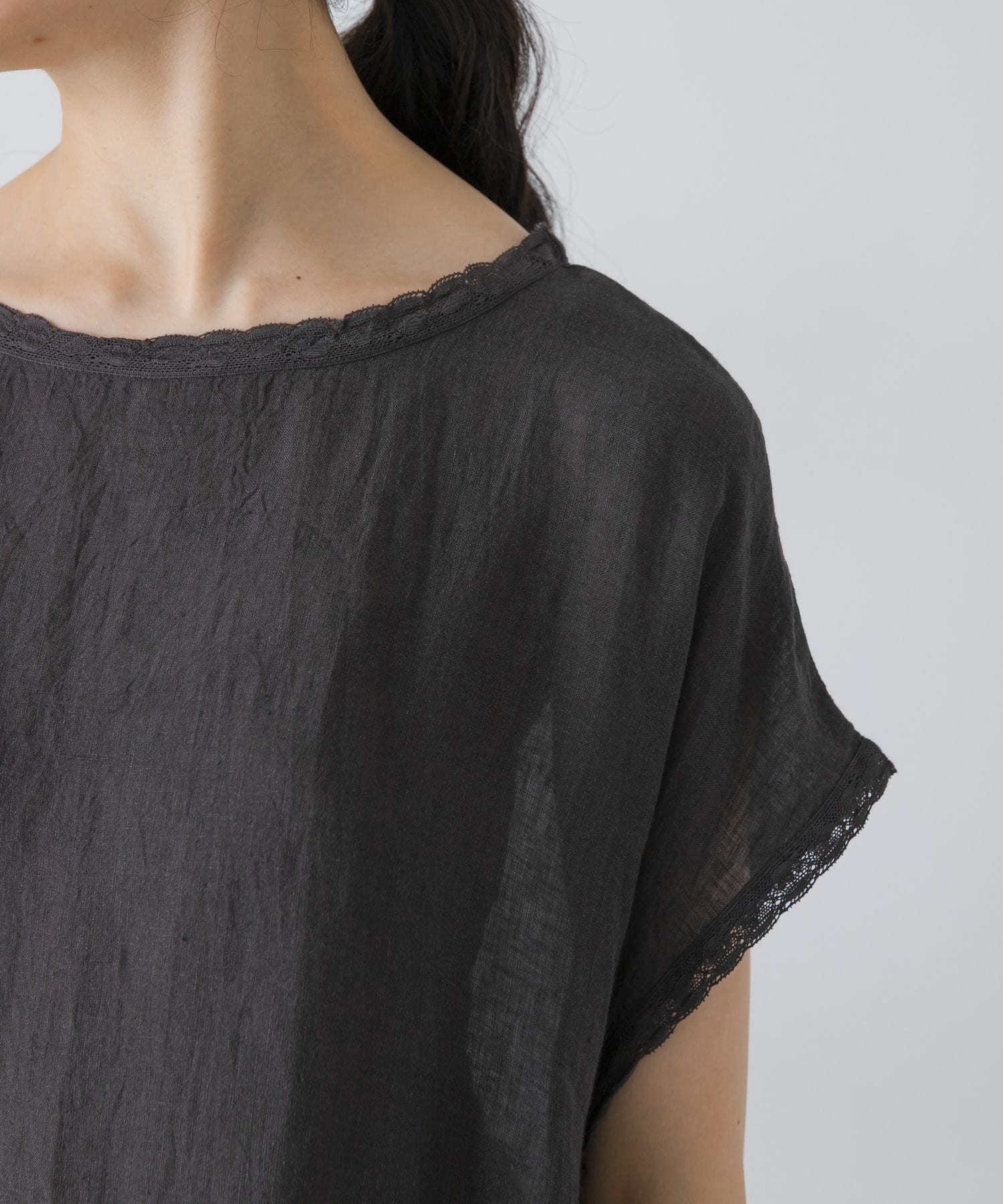OFF BLACK
