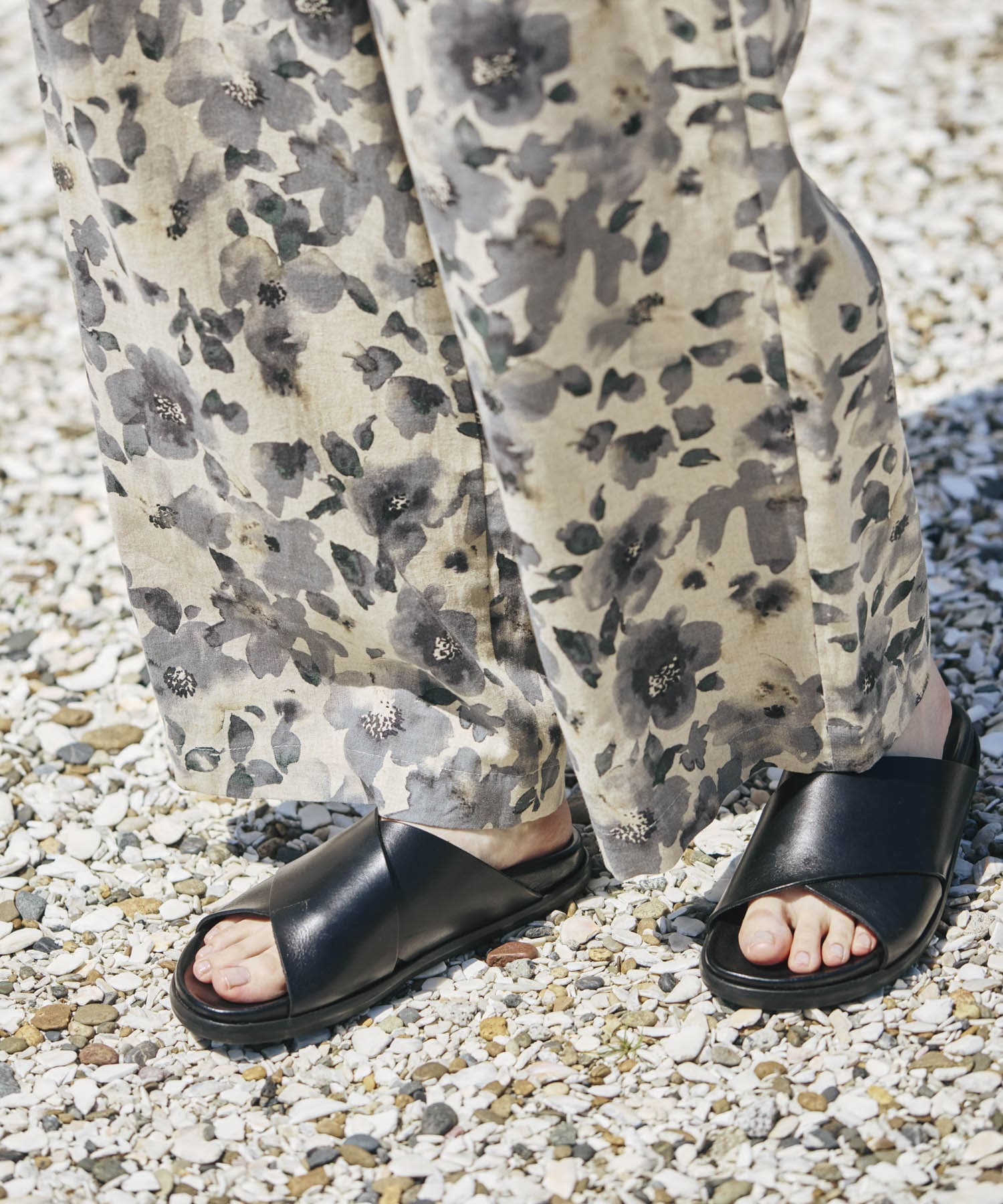 CORSO ROMA, 9　CROSS SANDAL