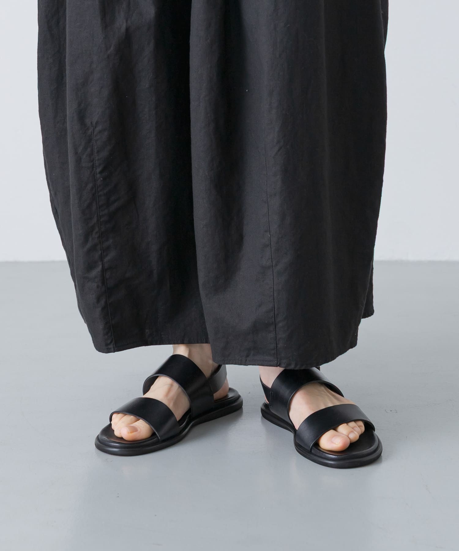 CORSO ROMA, 9　DOUBLE STRAP SANDAL