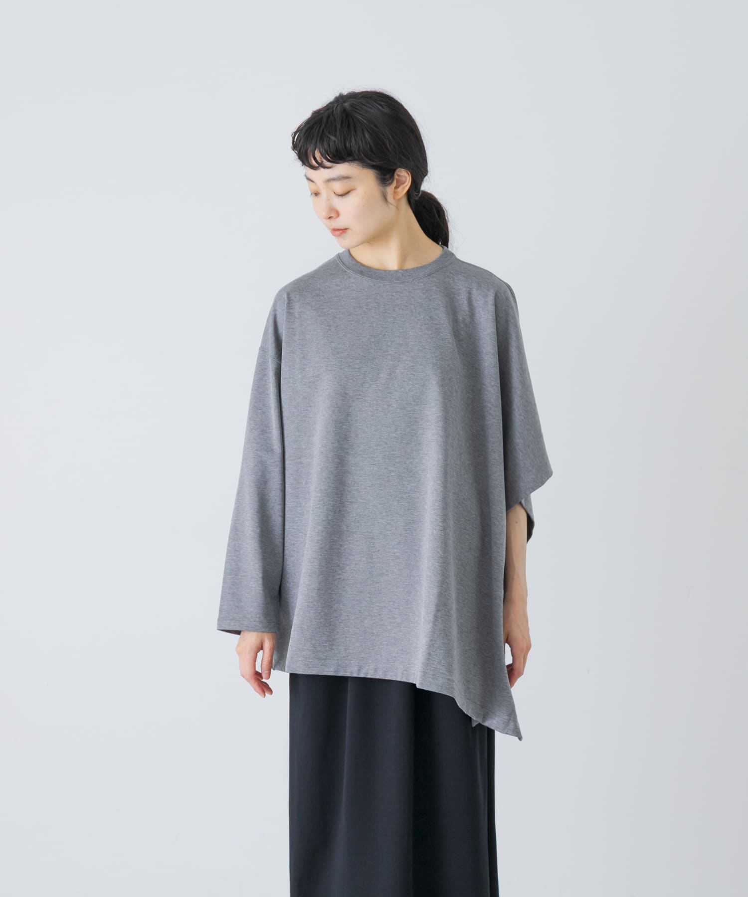 TOP GRAY