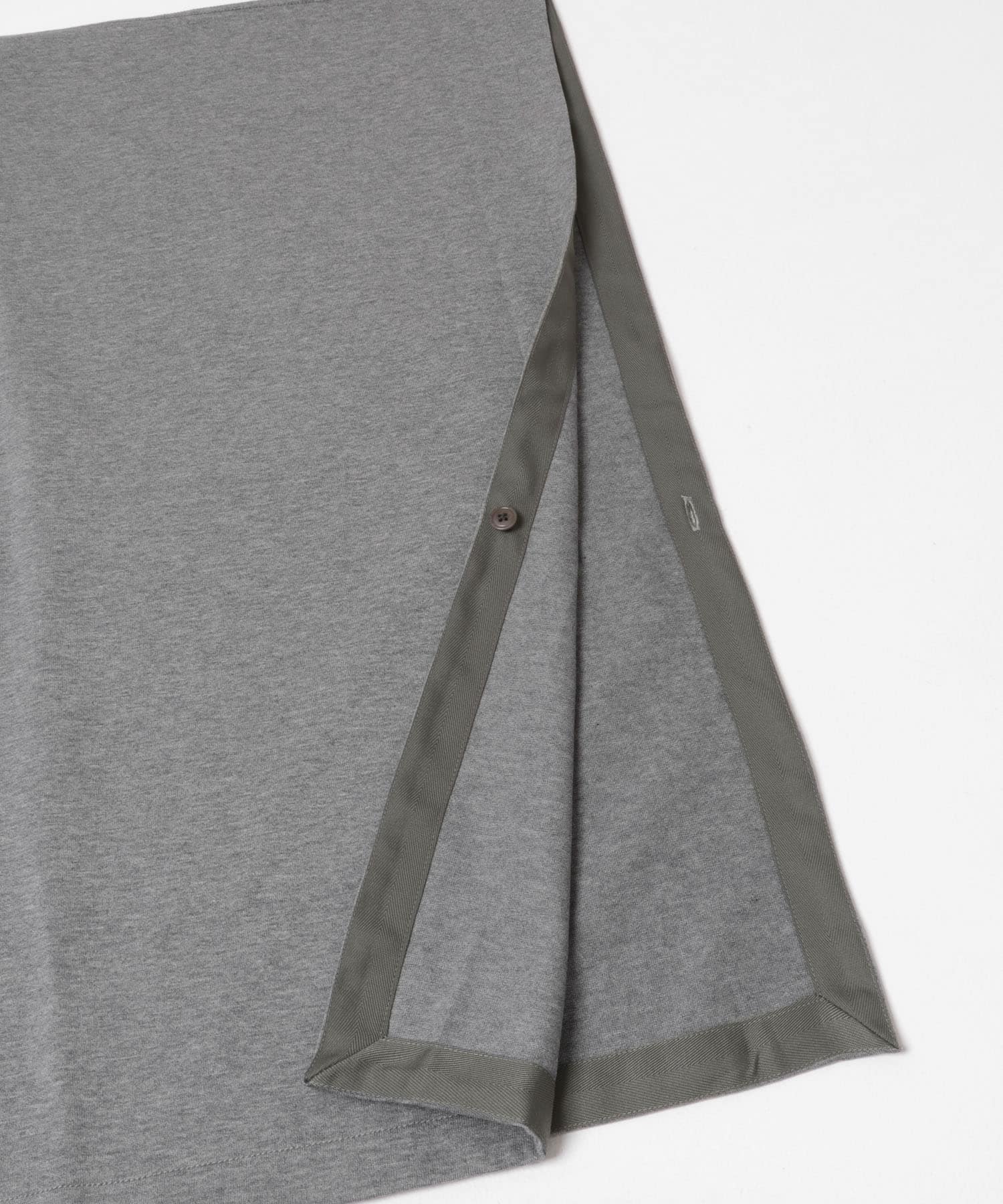 TOP GRAY