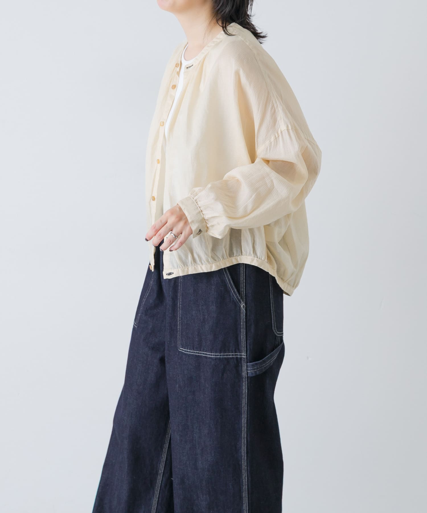 L BEIGE