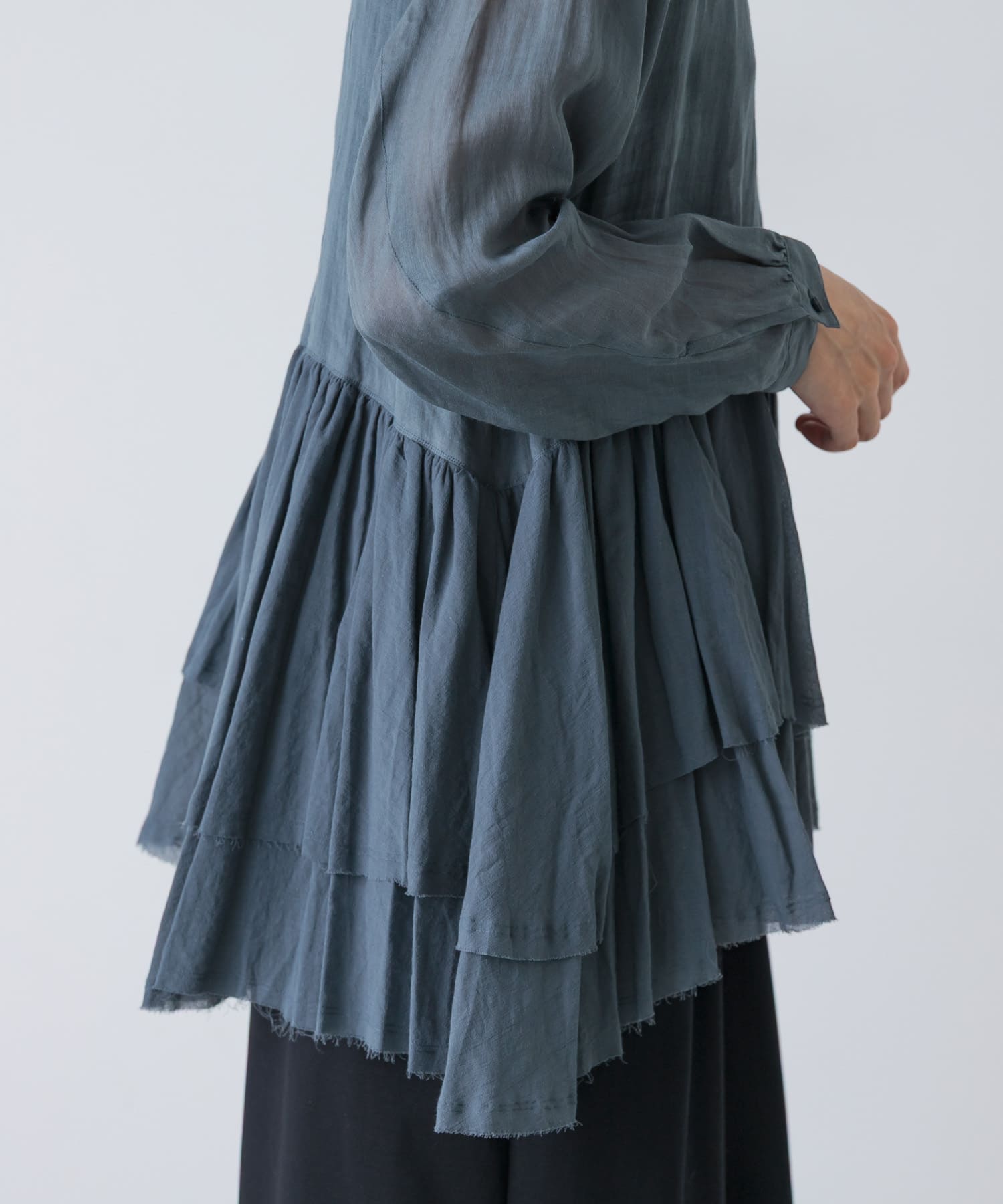 suzuki takayuki フレアブラウス suzuki takayuki FLOUNCE BLOUSE(Free GREEN): トップス｜URBAN