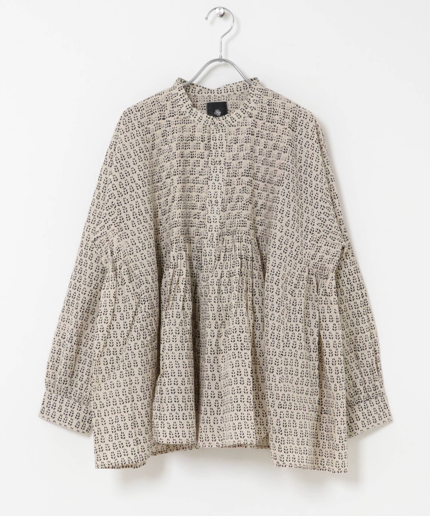 MILKY.GREY