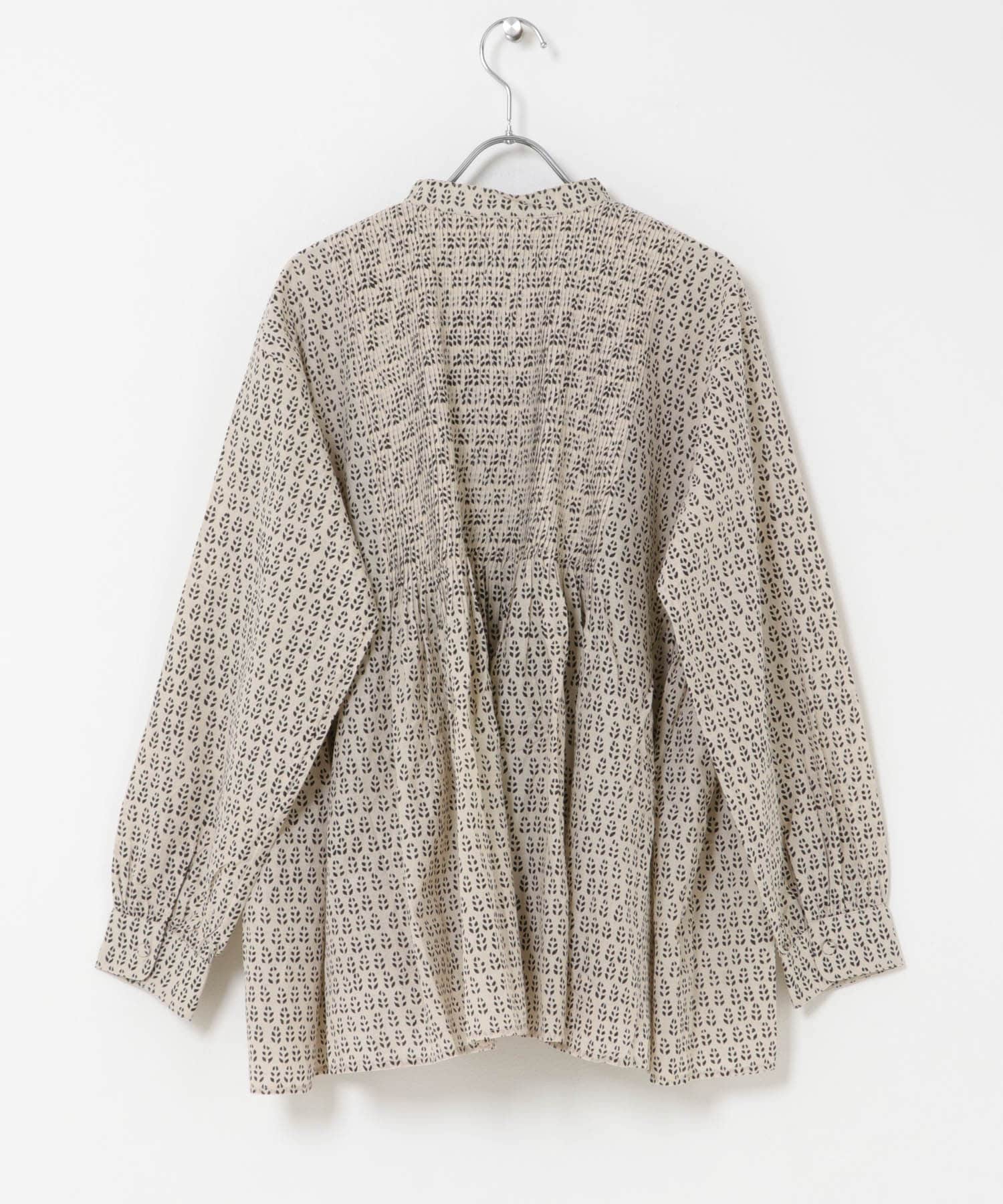 MILKY.GREY