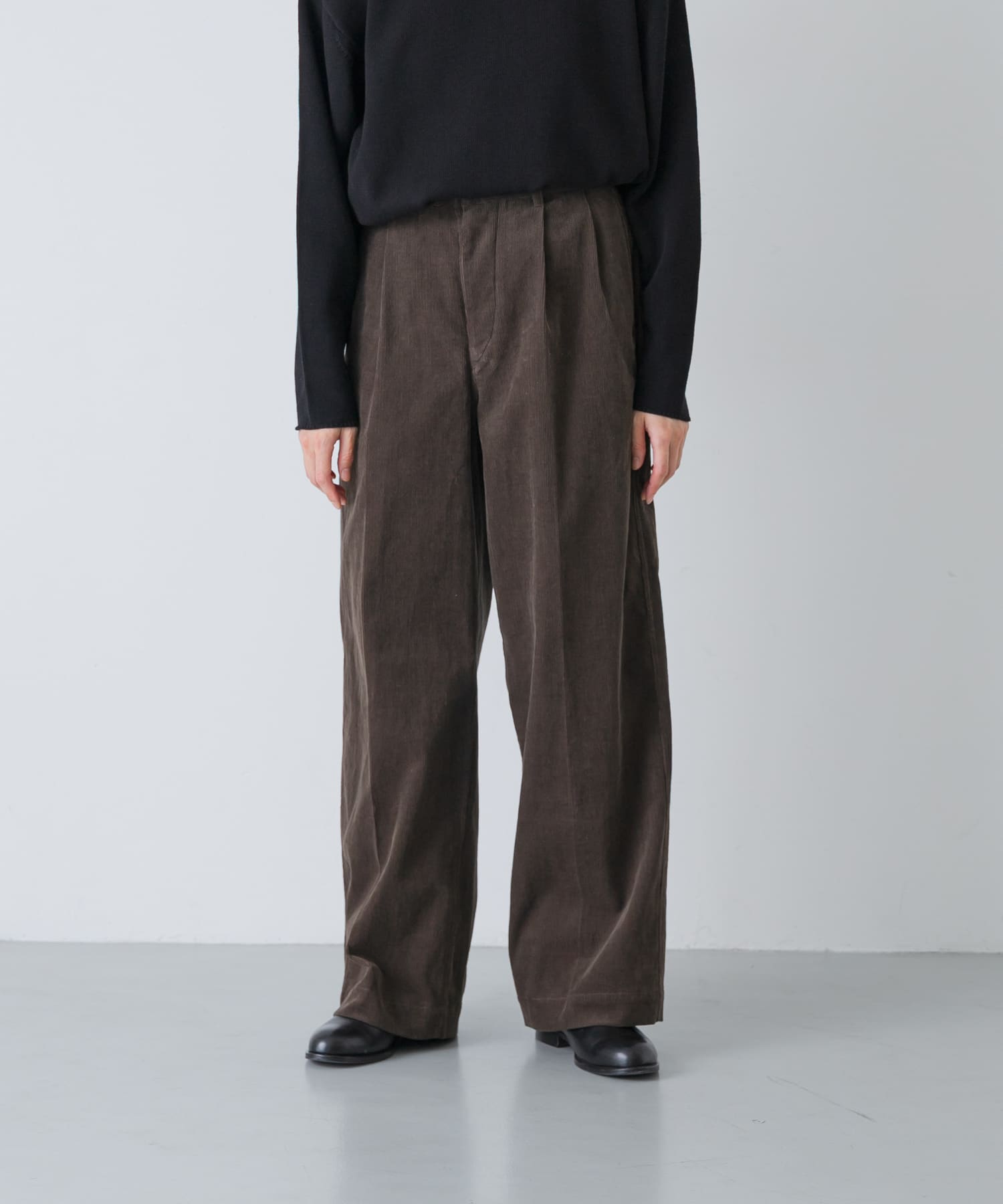 blurhmsROOTSTOCK　CORDUROY MILITARY TR