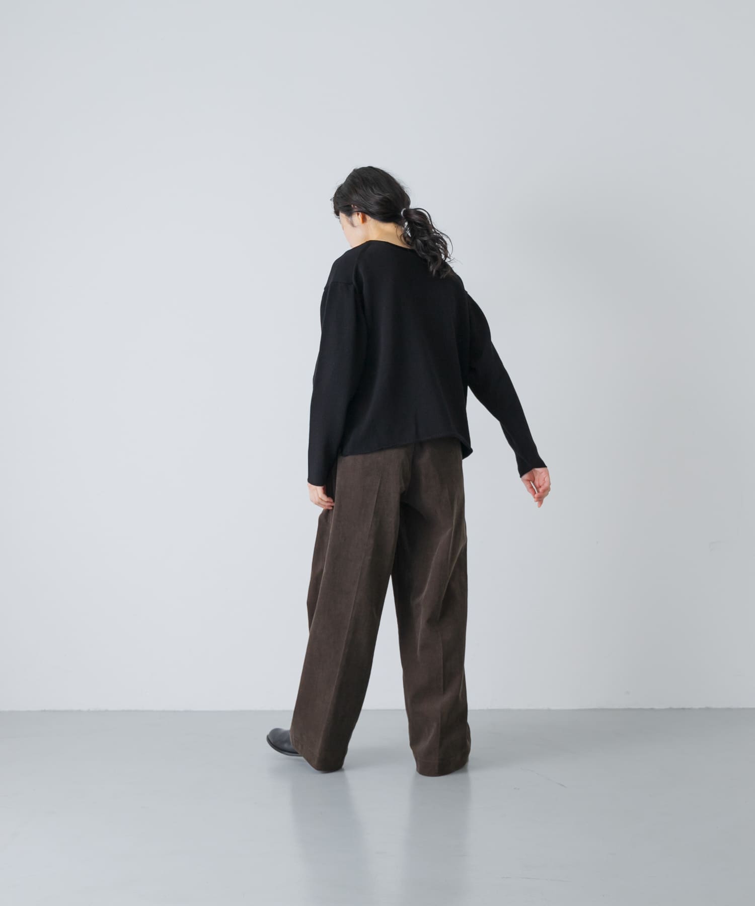 KHAKIBROWN