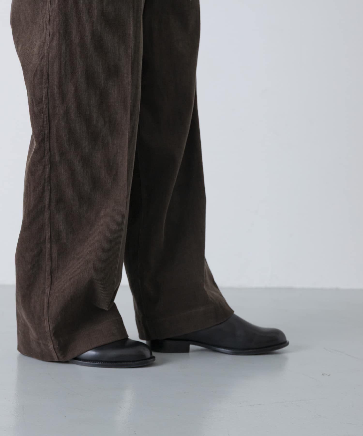 KHAKIBROWN