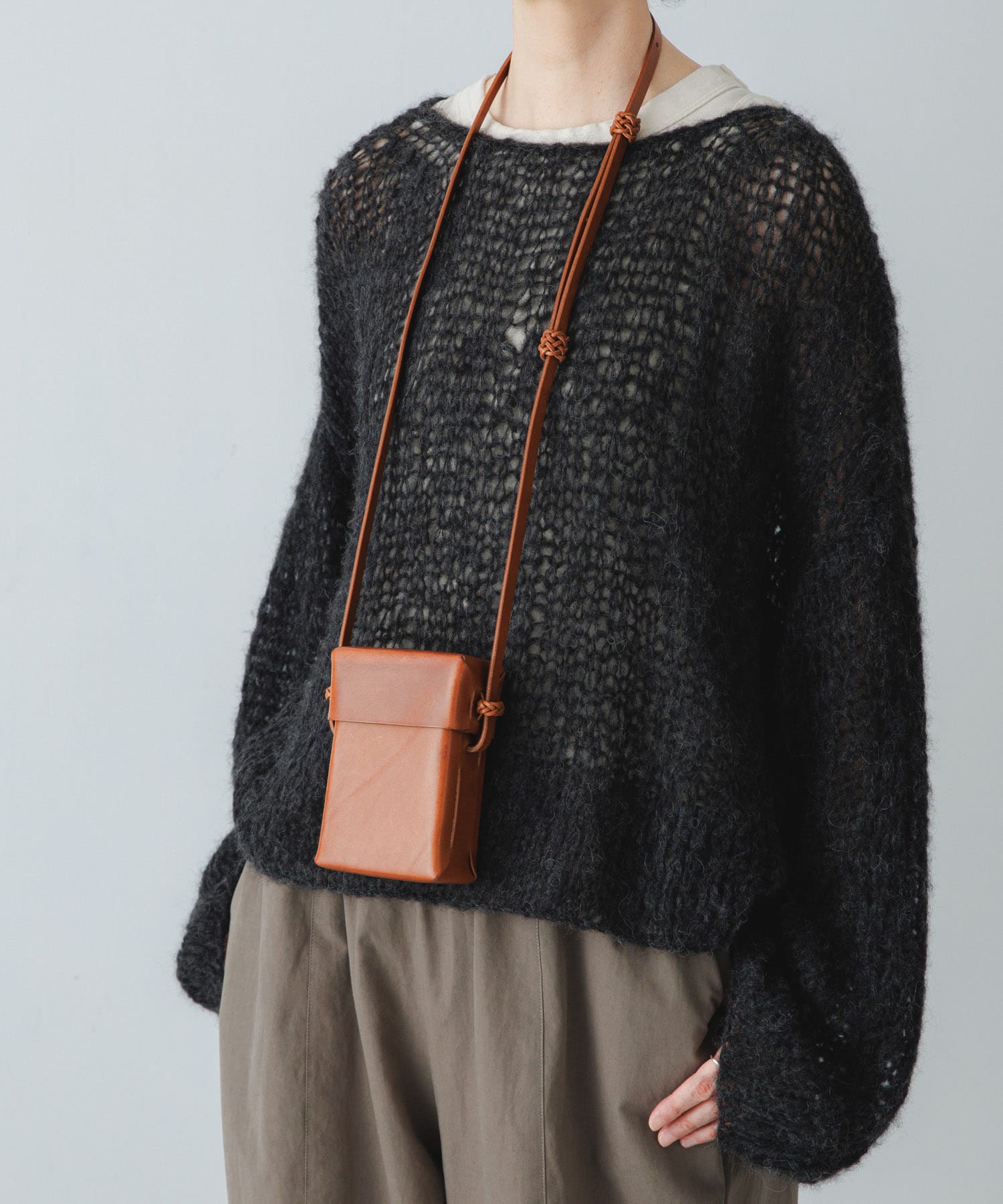 KAMARO’AN　WOVEN CAMERA POUCH