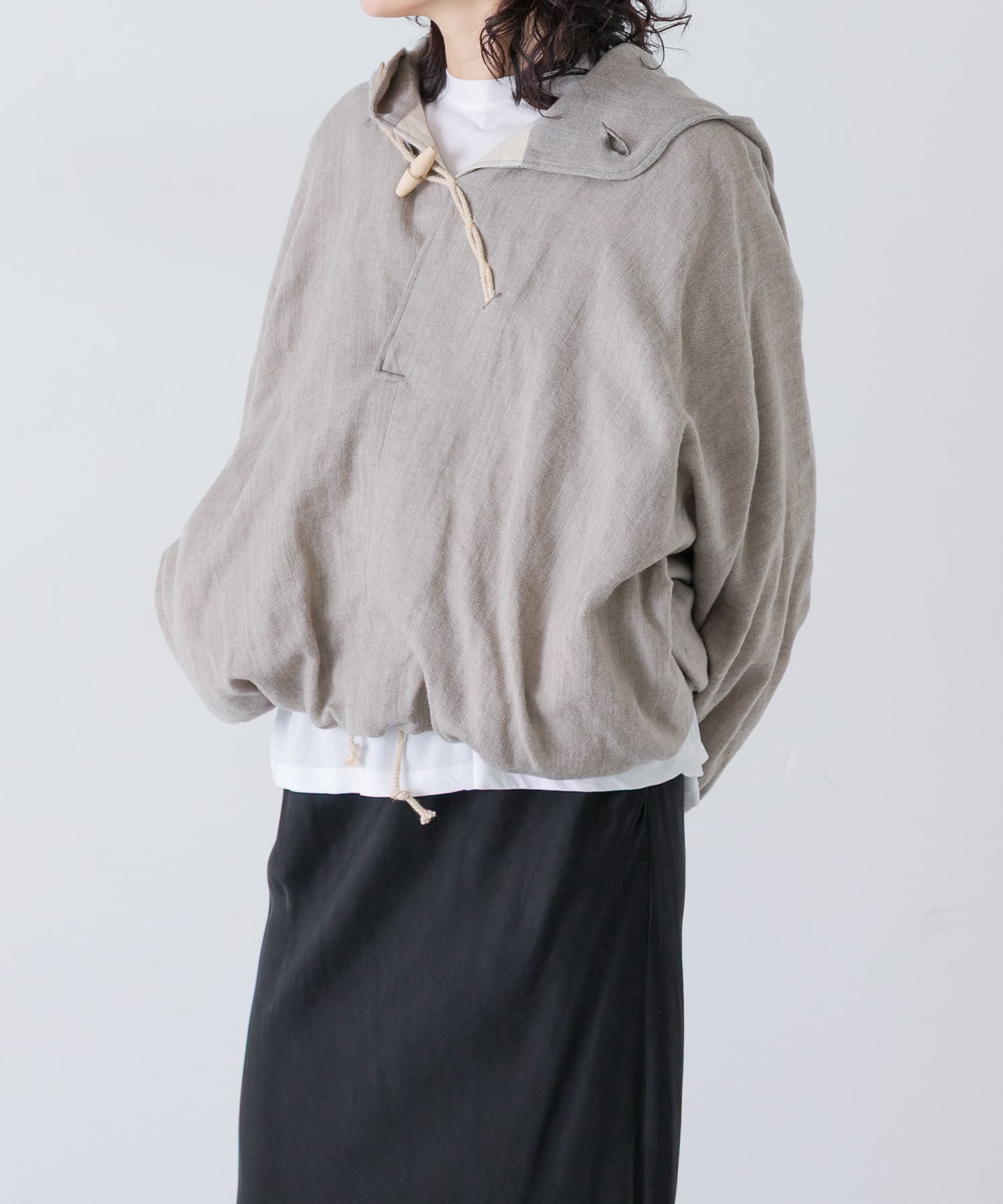 TOP BEIGE