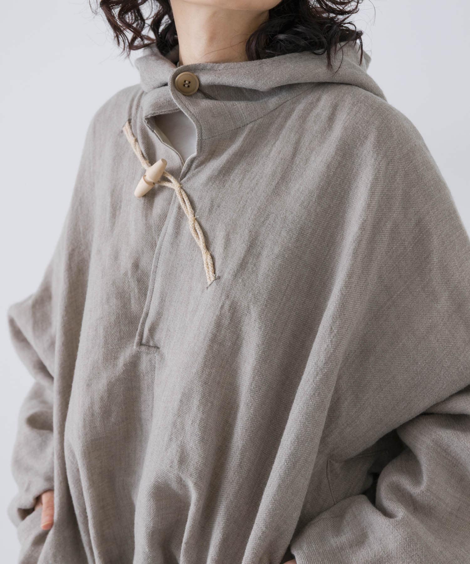 TOP BEIGE