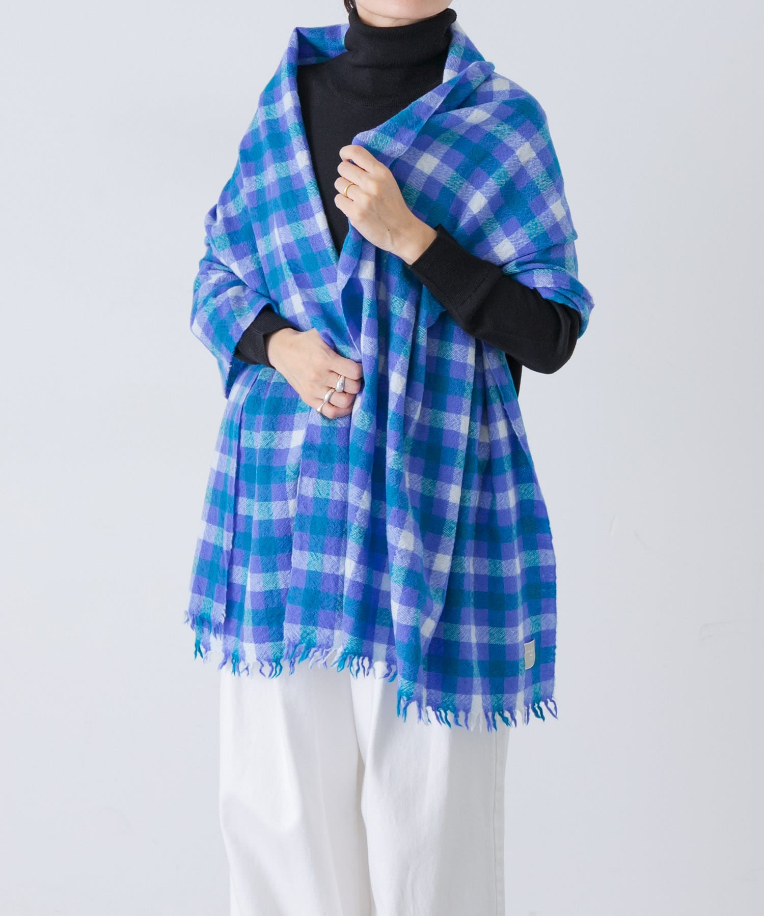 LOCALLY　BLOCK CHECK STOLE