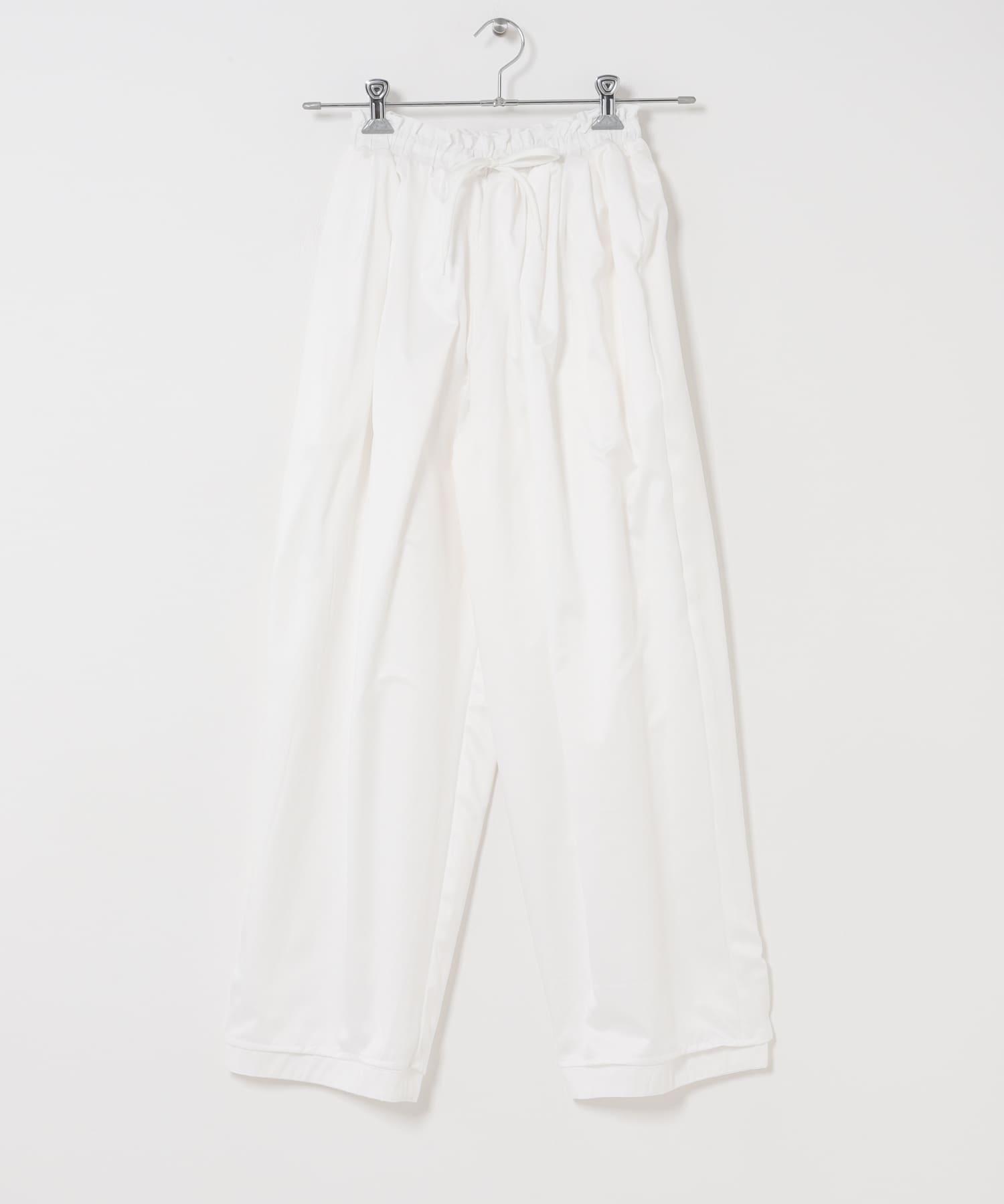 ELENDEEK　EASY TUCK COCOON PANTS O.WHT 1