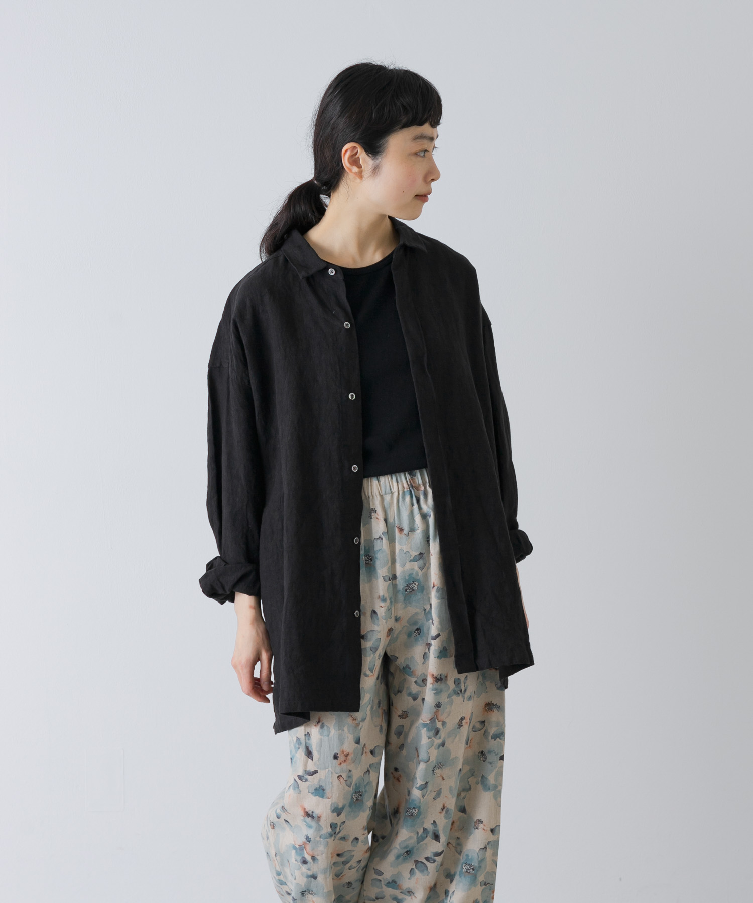 『ユニセックス』ドライリネンボックスシャツ