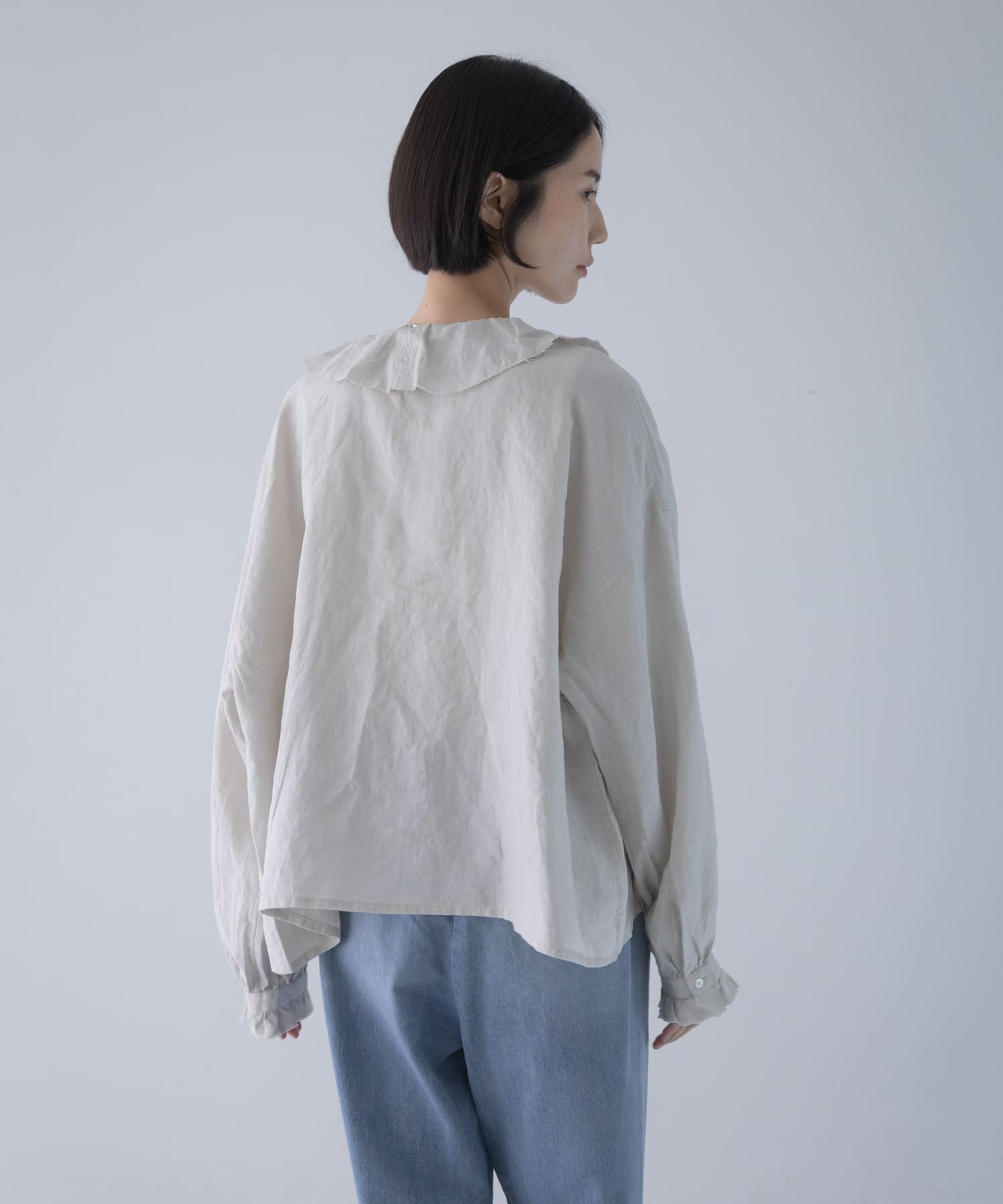LIGHT GRAY