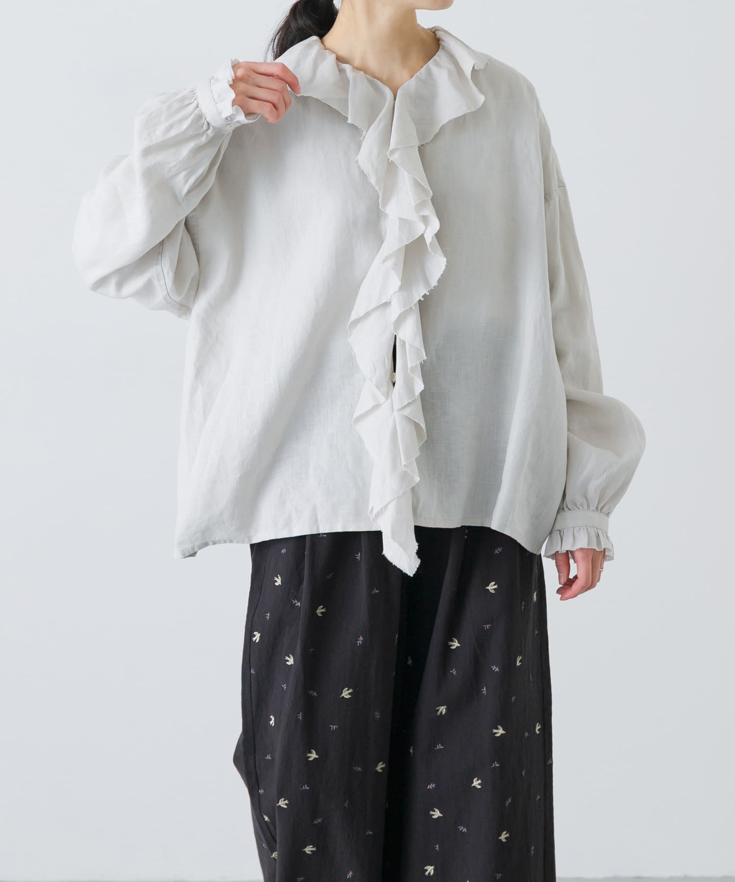 LIGHT GRAY