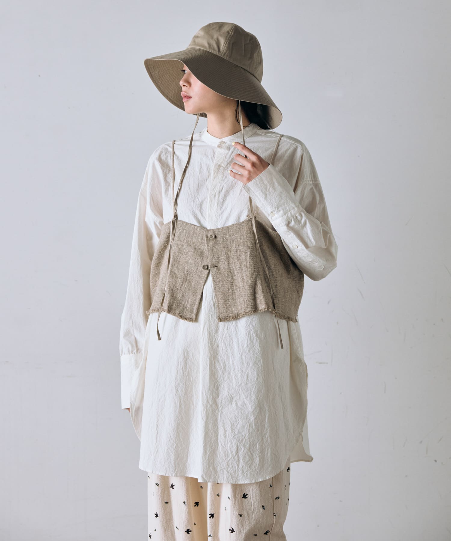 セミウェットリネンキャミソール