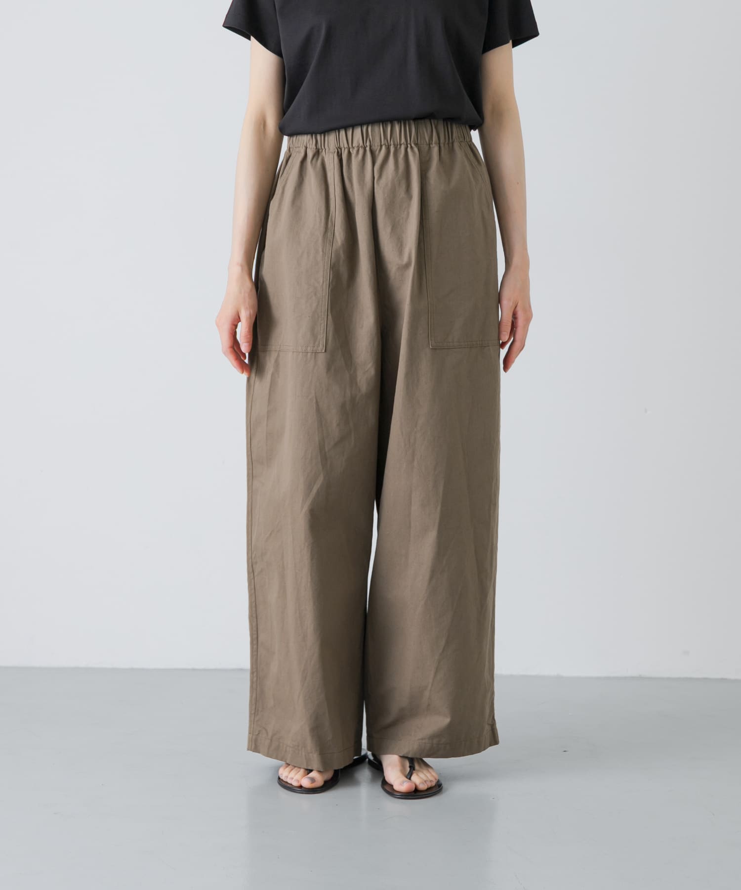KHAKI