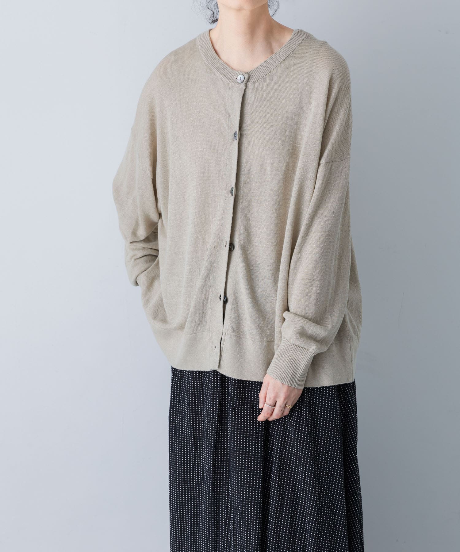 リネンワイドクルーネックカーディガン