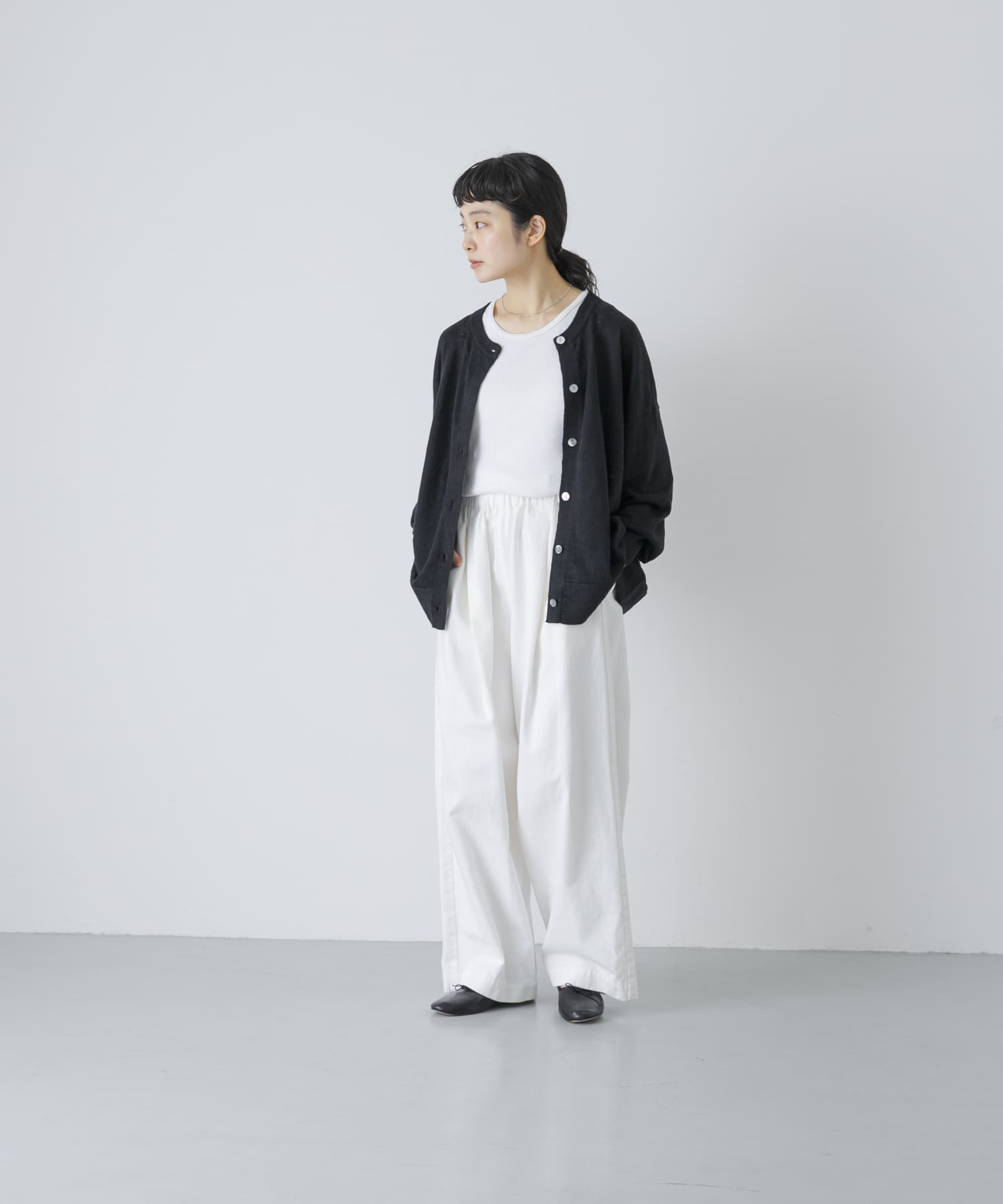 リネンワイドクルーネックカーディガン(Free BLACK): トップス｜URBAN